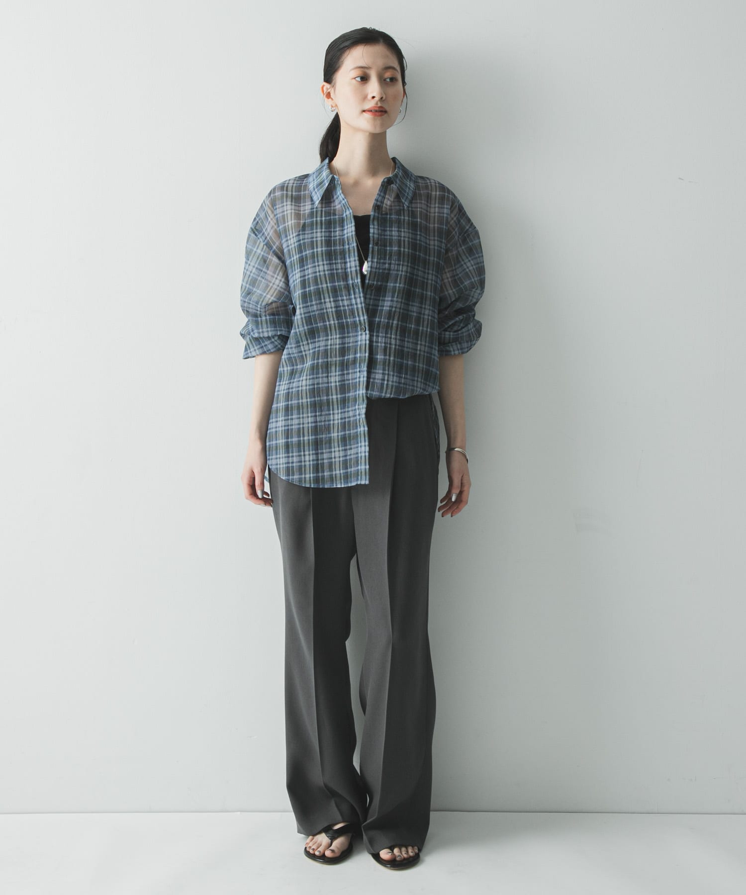 身長：166cm サイズ：38