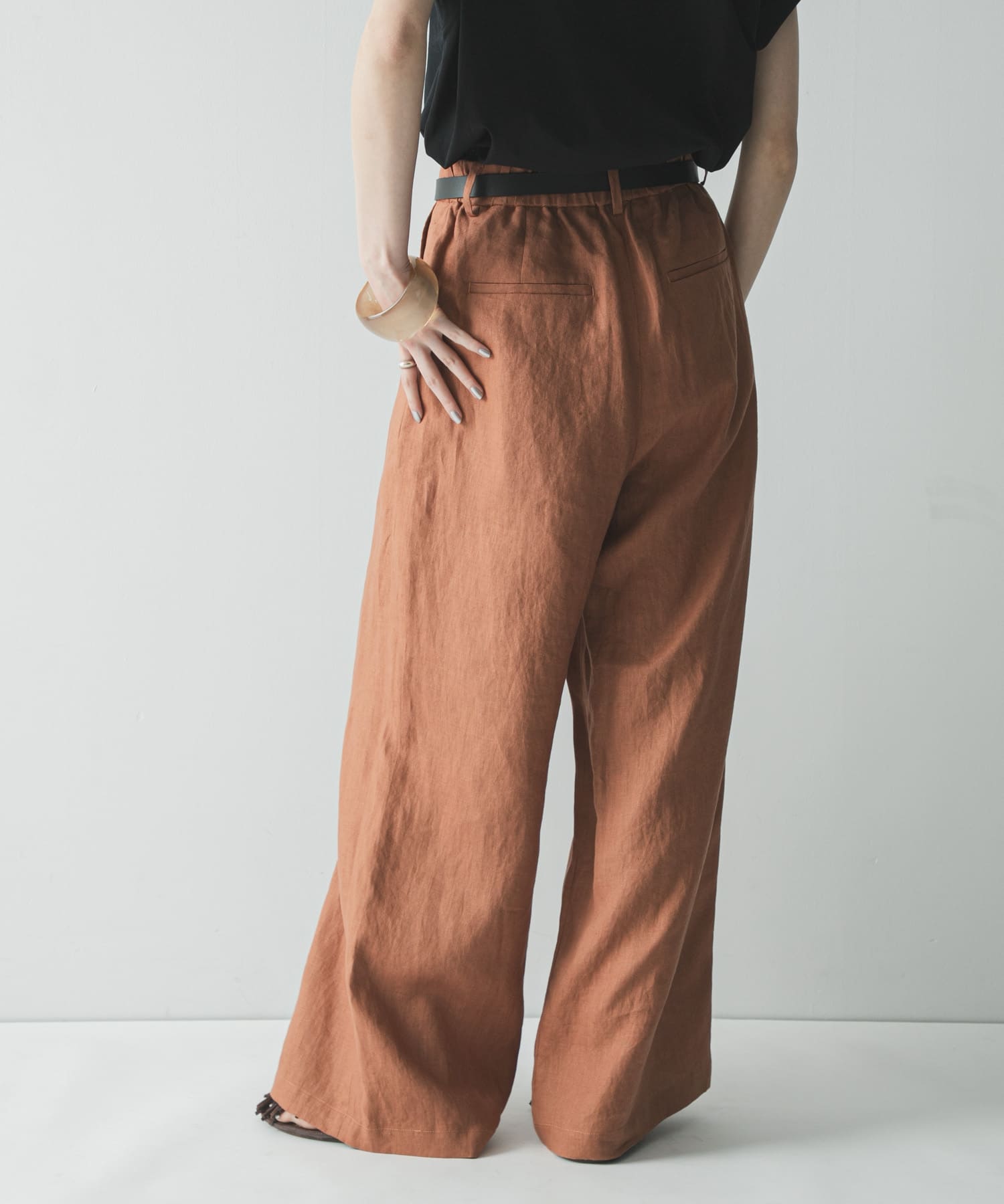 身長：166cm サイズ：38