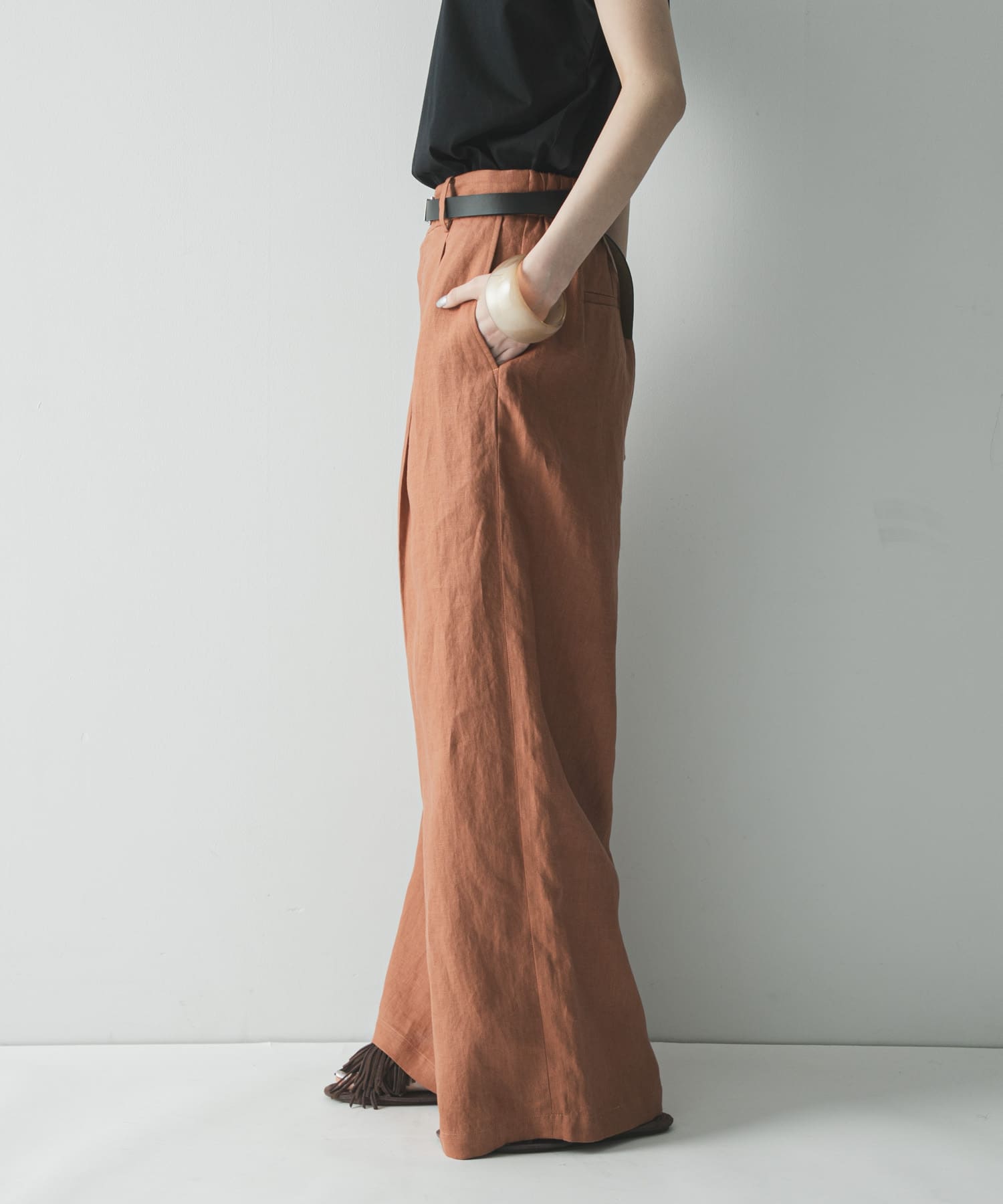 身長：166cm サイズ：38