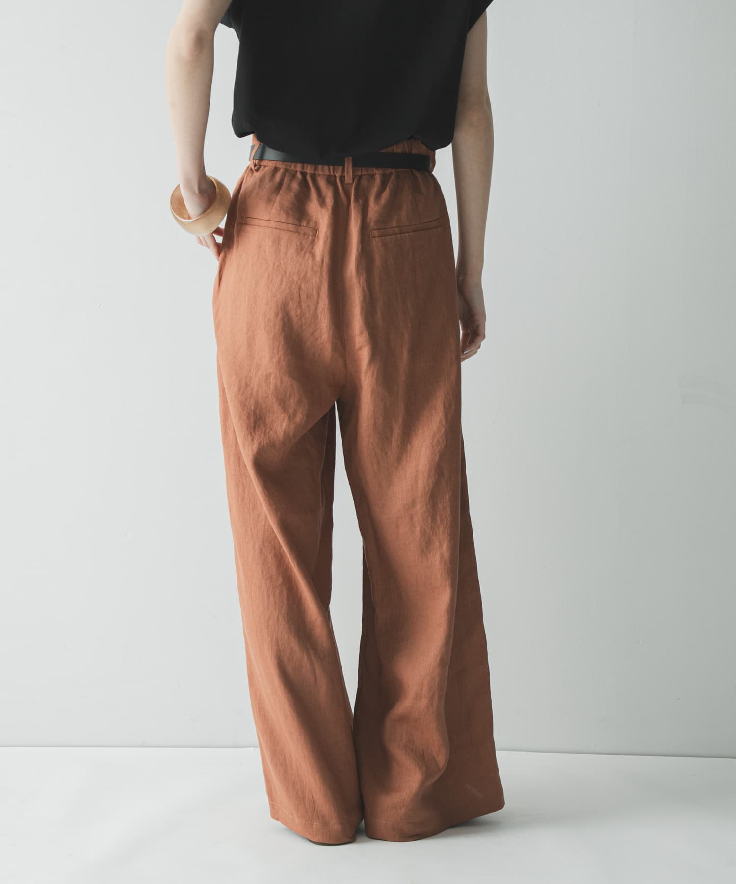 身長：166cm サイズ：38