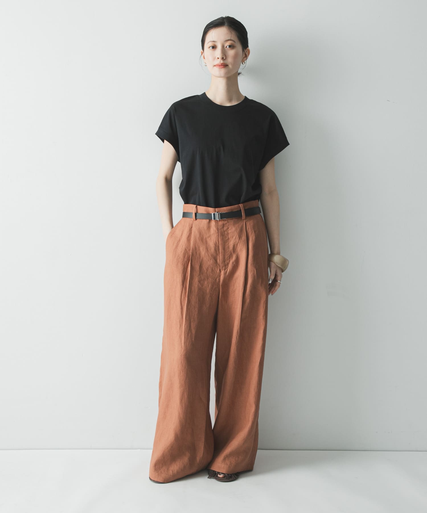 身長：166cm サイズ：38