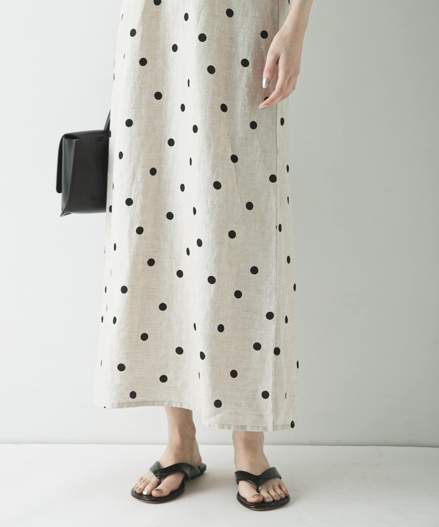 BEIGE DOT