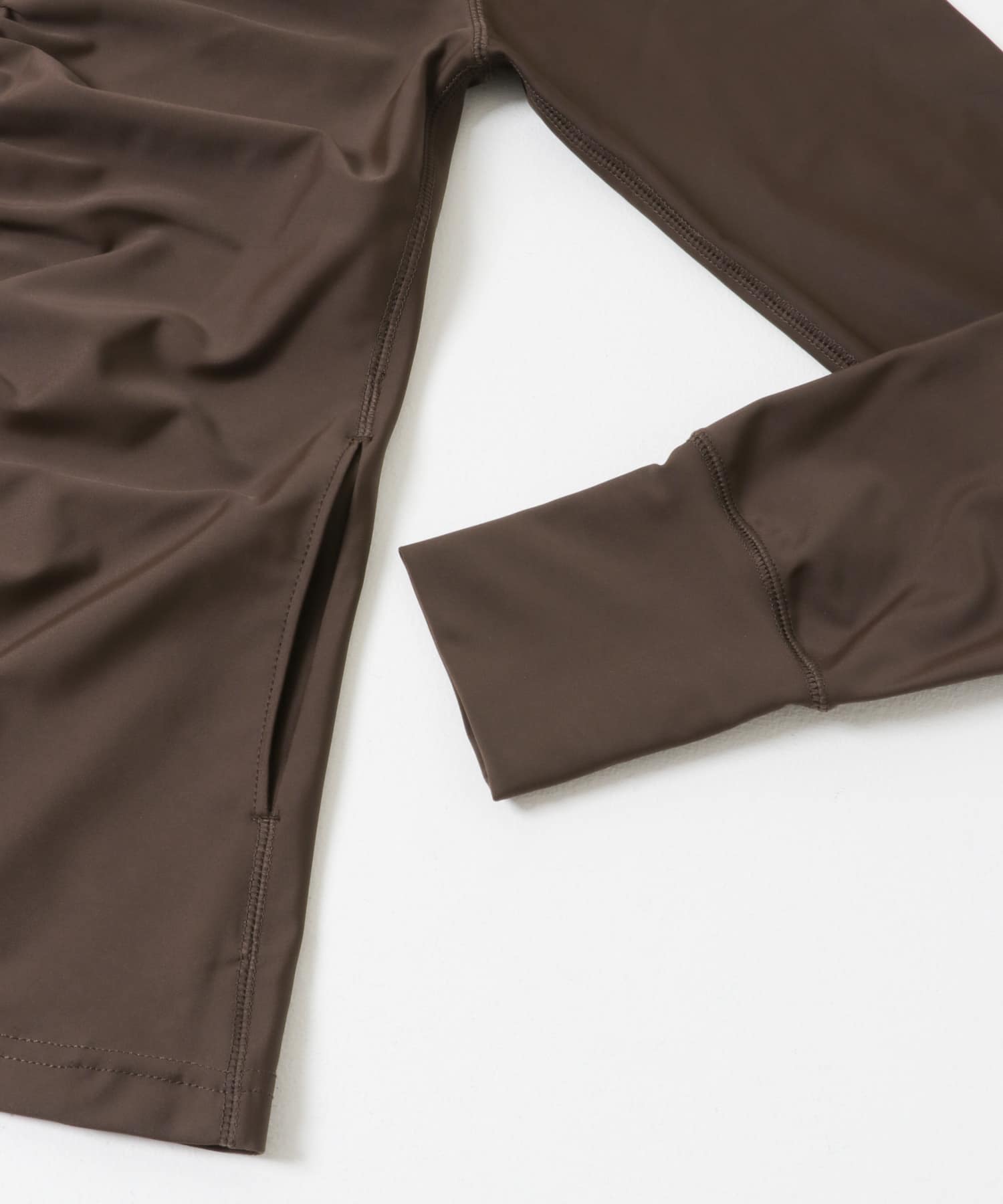 『UVカット』『一部WEB限定カラー』Swim URBAN RESEARCH　スイム フロントギャザーラッシュガード BROWN S/M