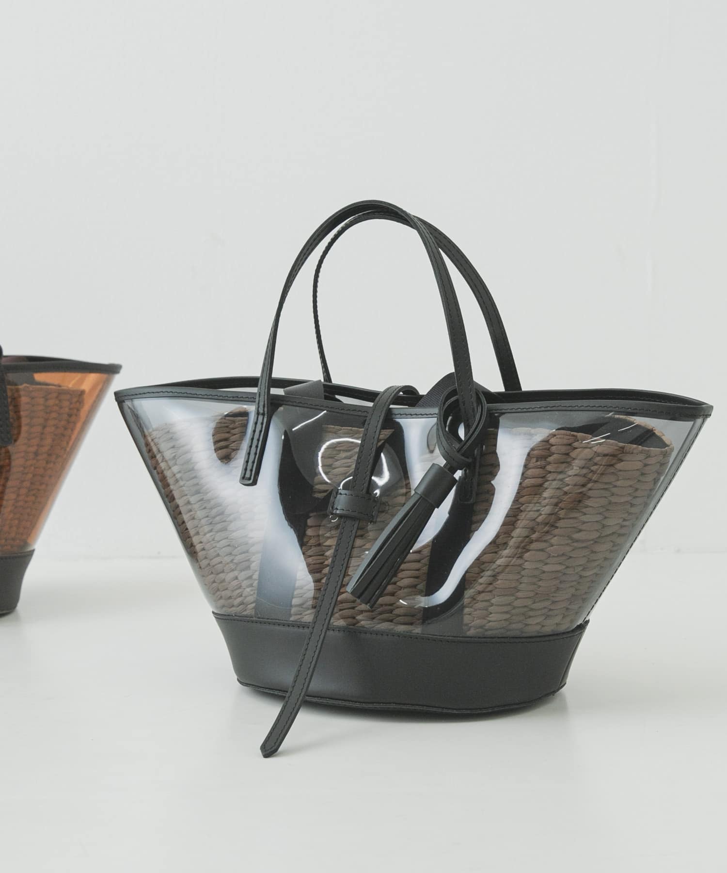 マルチウェイクリアトートバッグ