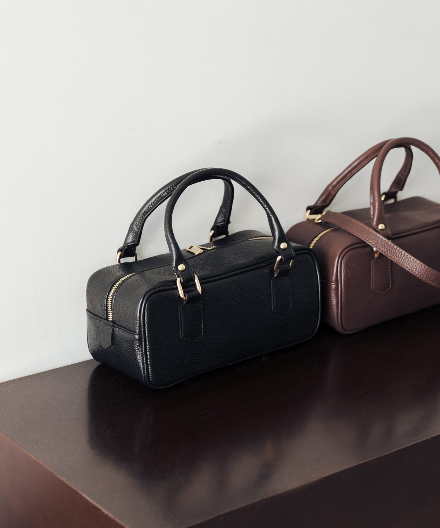 レザースクエアボストンバッグ