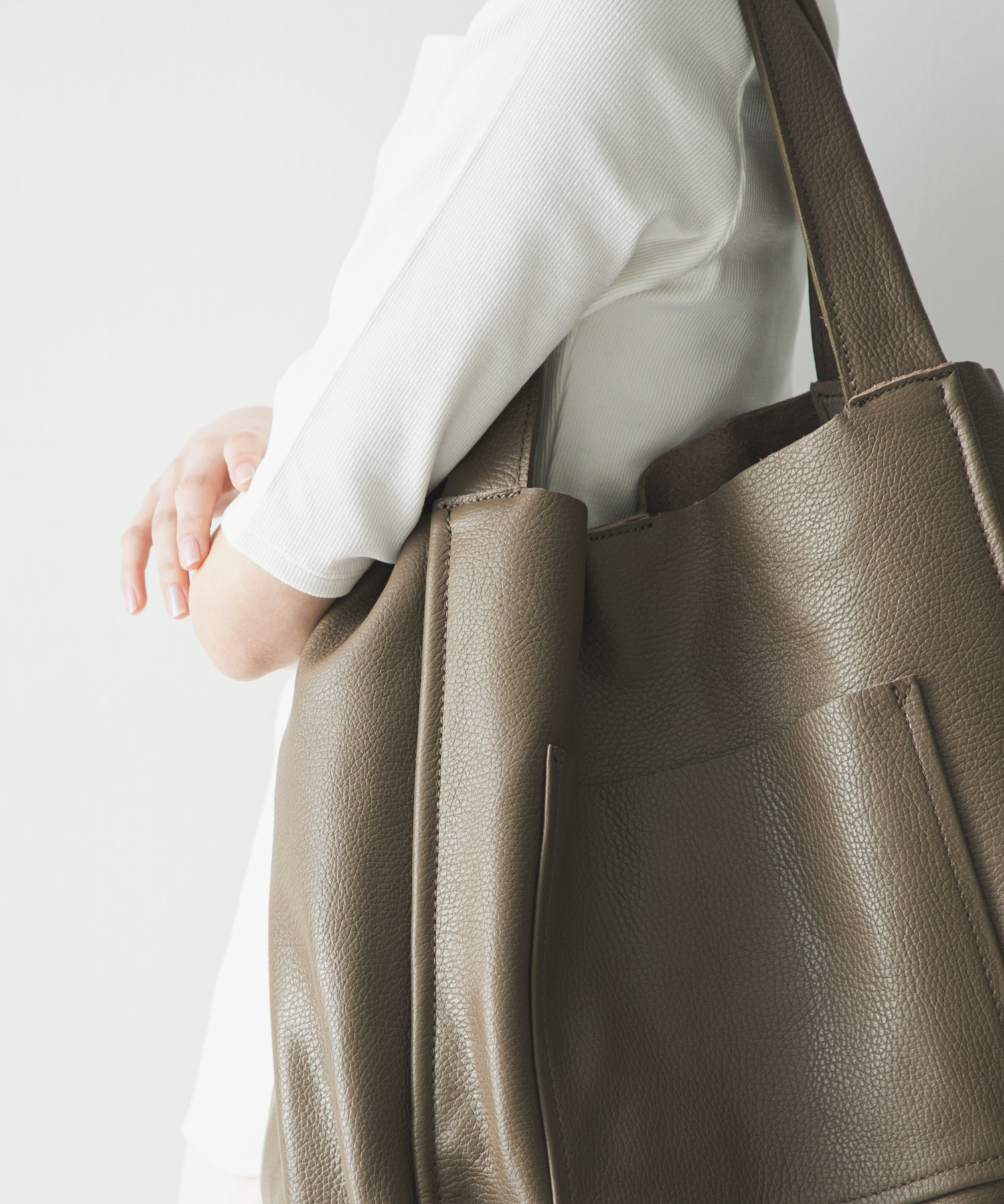 ソフトレザービッグトートバッグ MOCHABROWN -