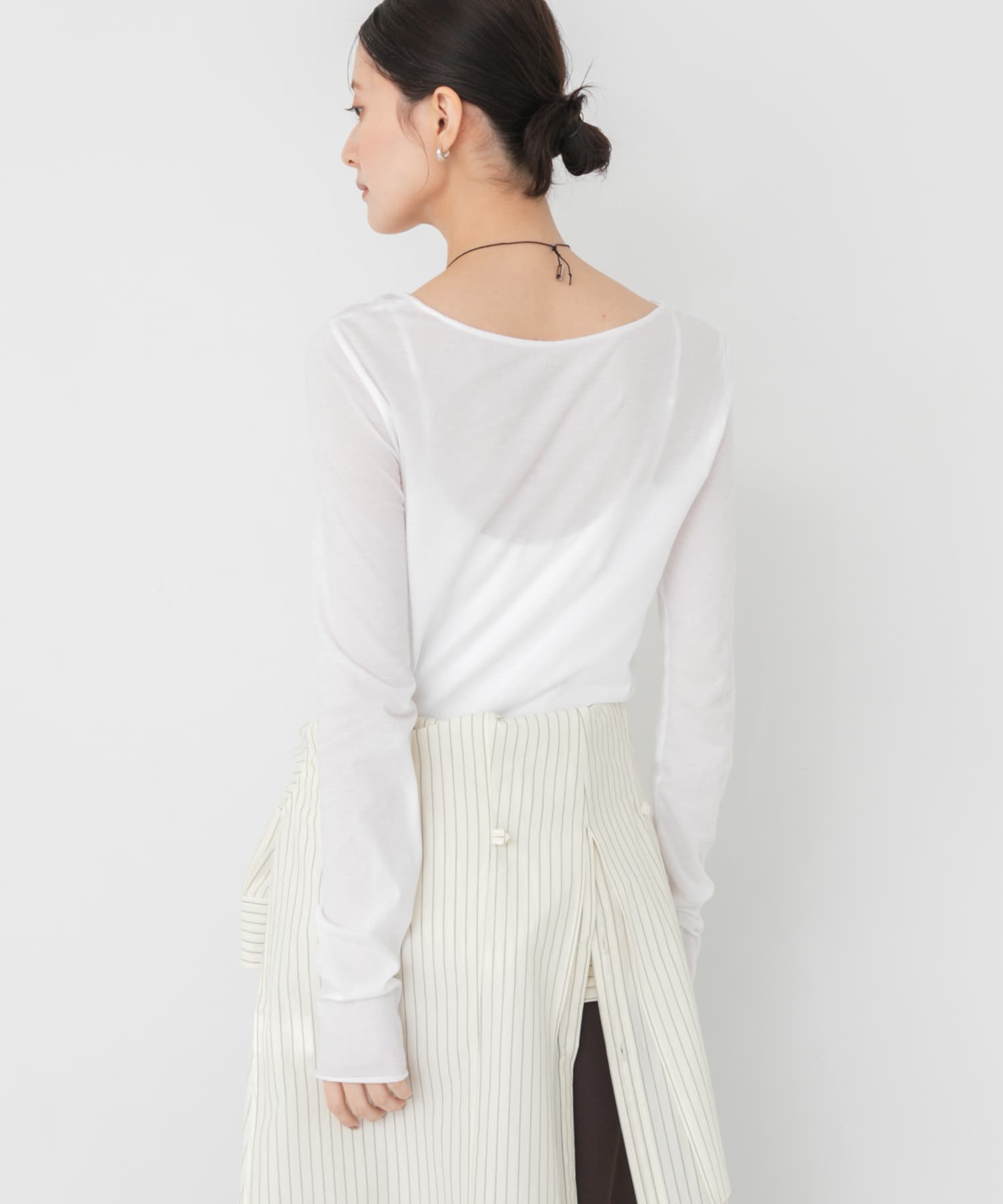 OFF WHITE