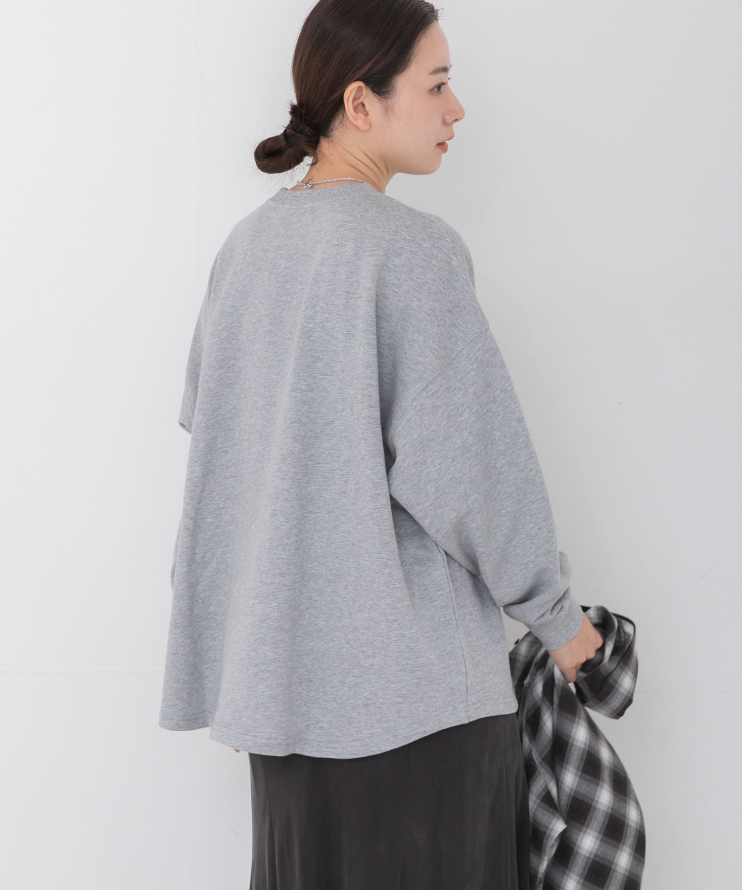 TOP GRAY
