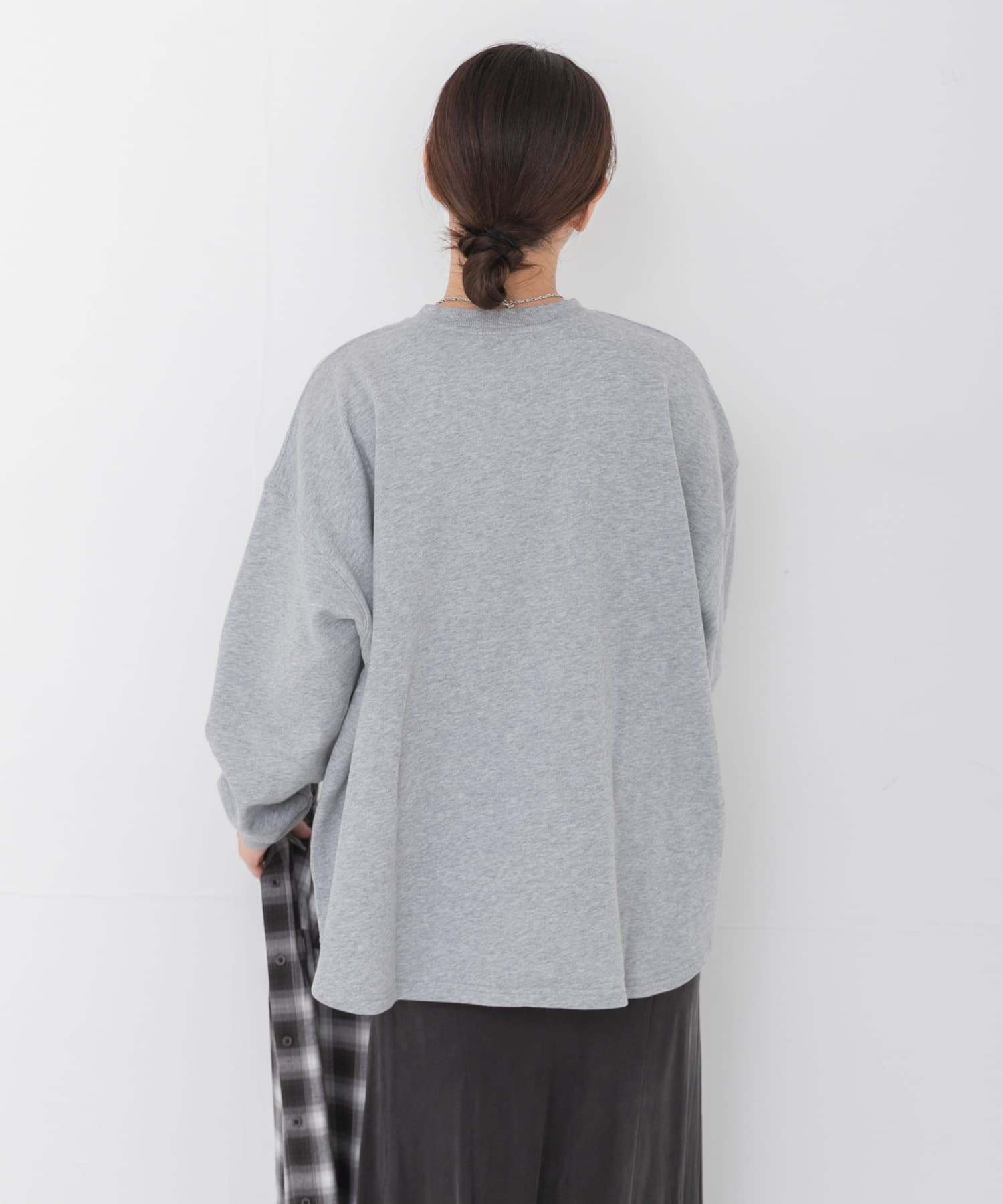TOP GRAY