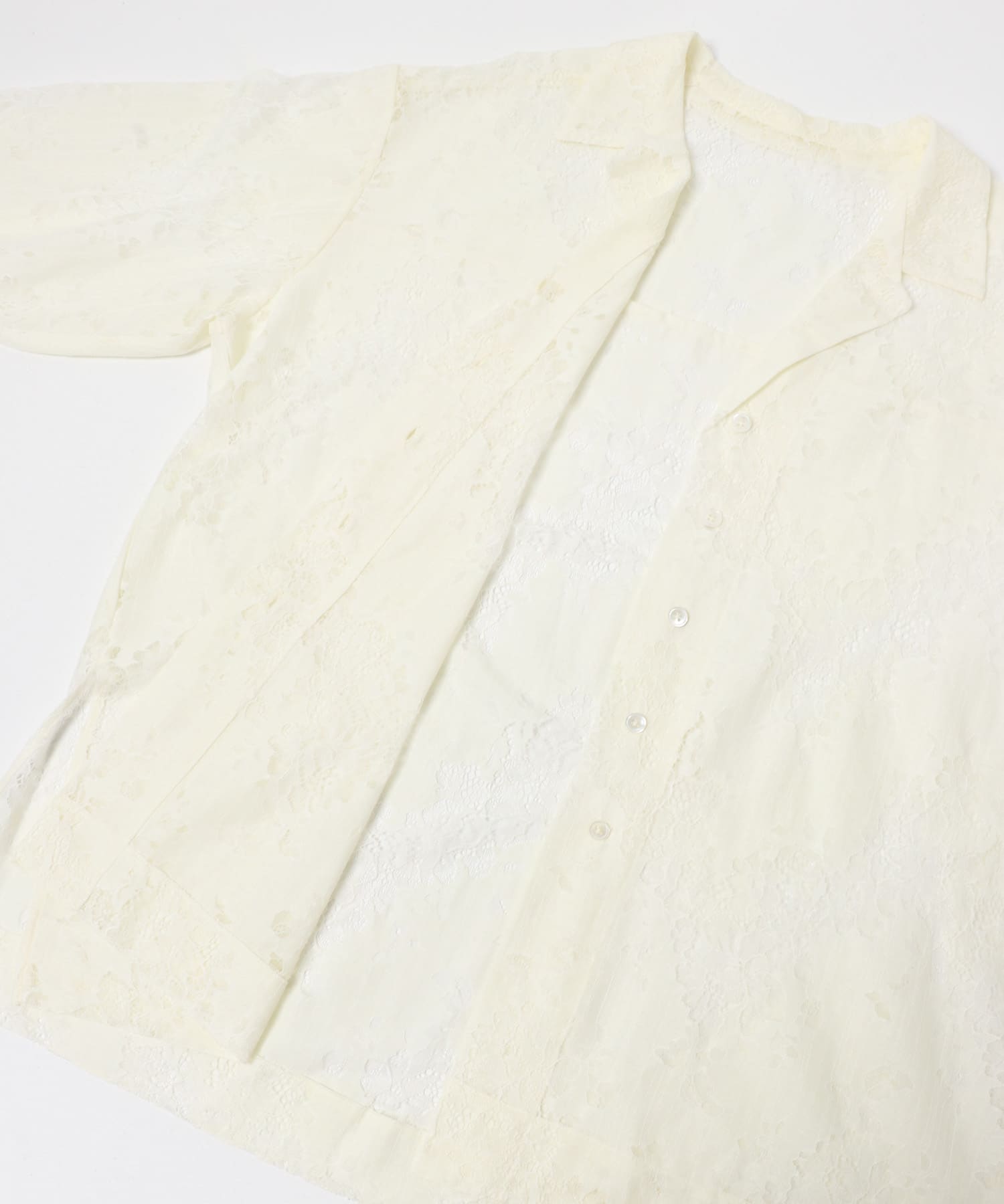 OFF WHITE