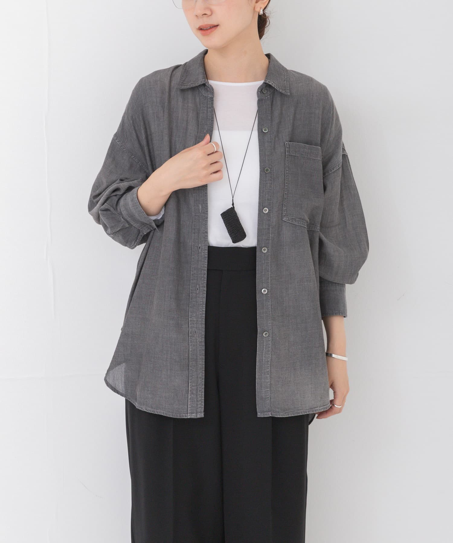 GRAY