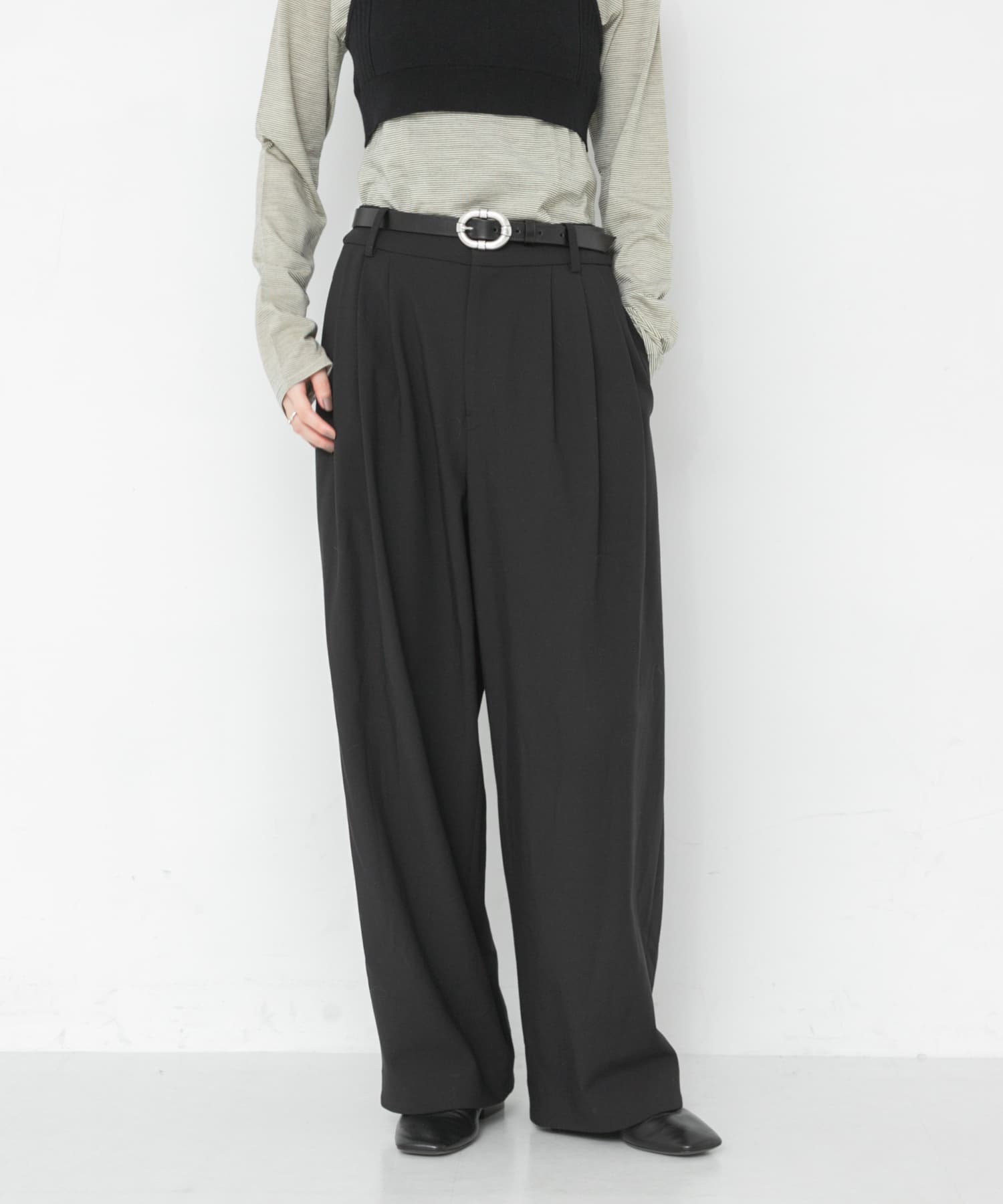 Theory ワイドパンツ サイズ4 黒 4サイズ展開』スリータックワイドパンツ(34 BLACK): ボトム｜URBAN