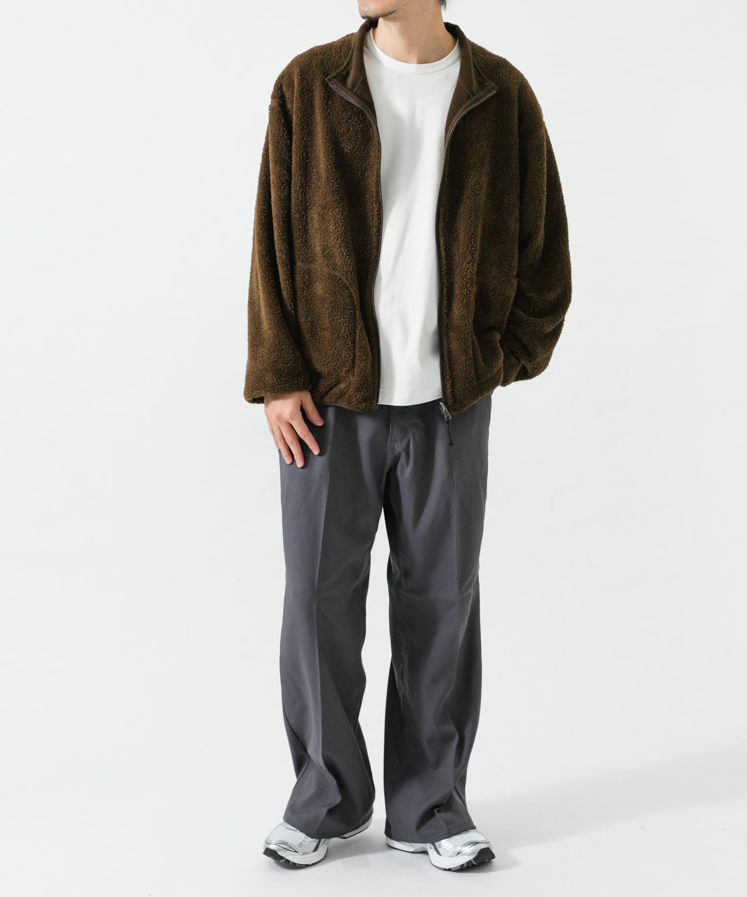 KHAKI