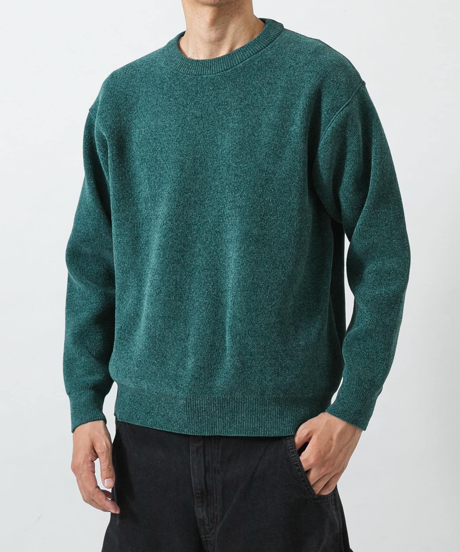 GREEN