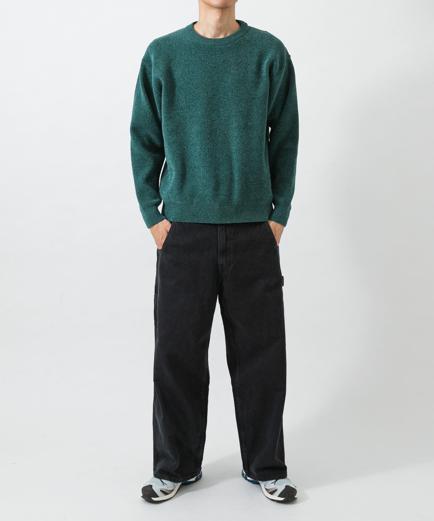 GREEN