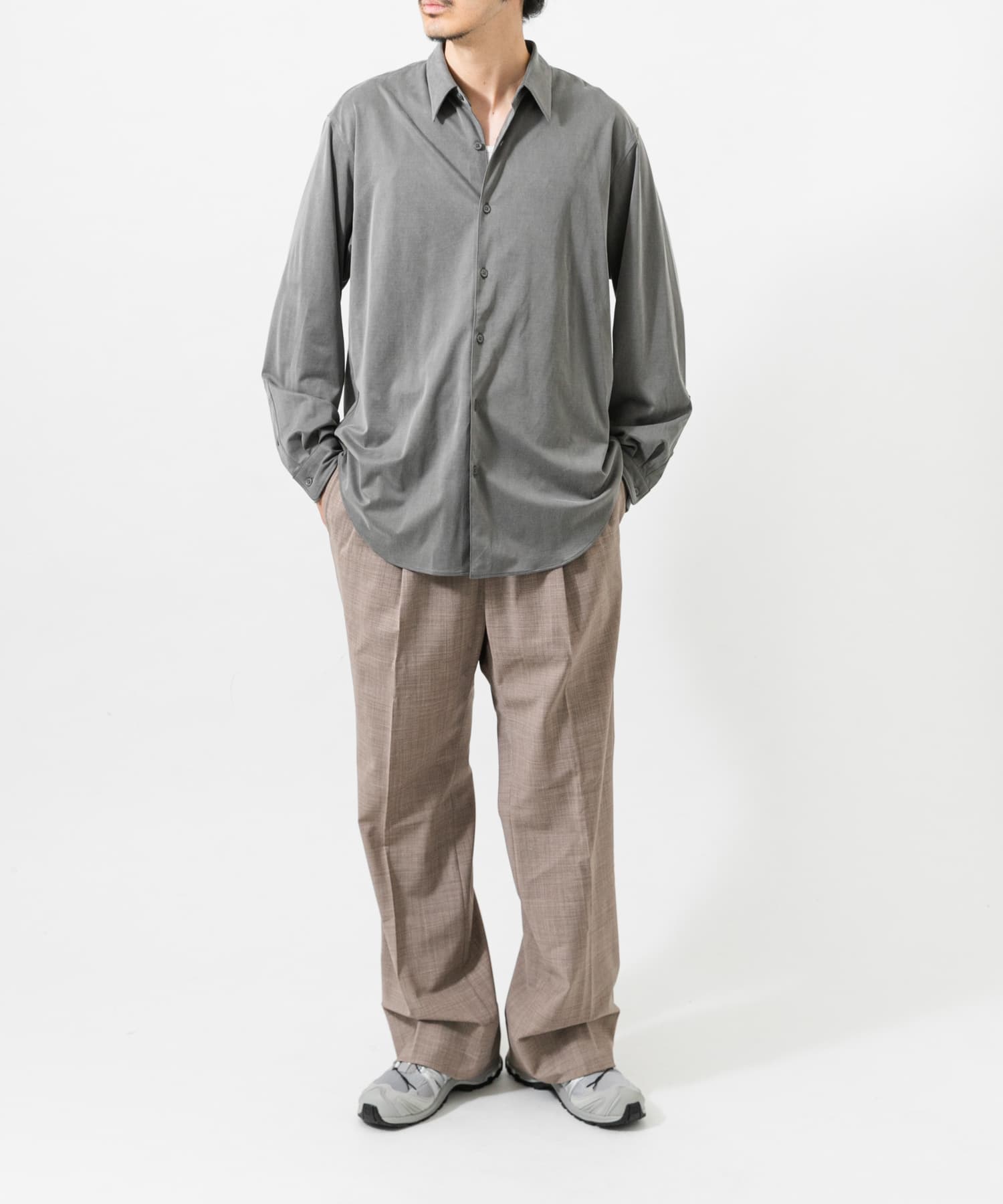 KHAKI