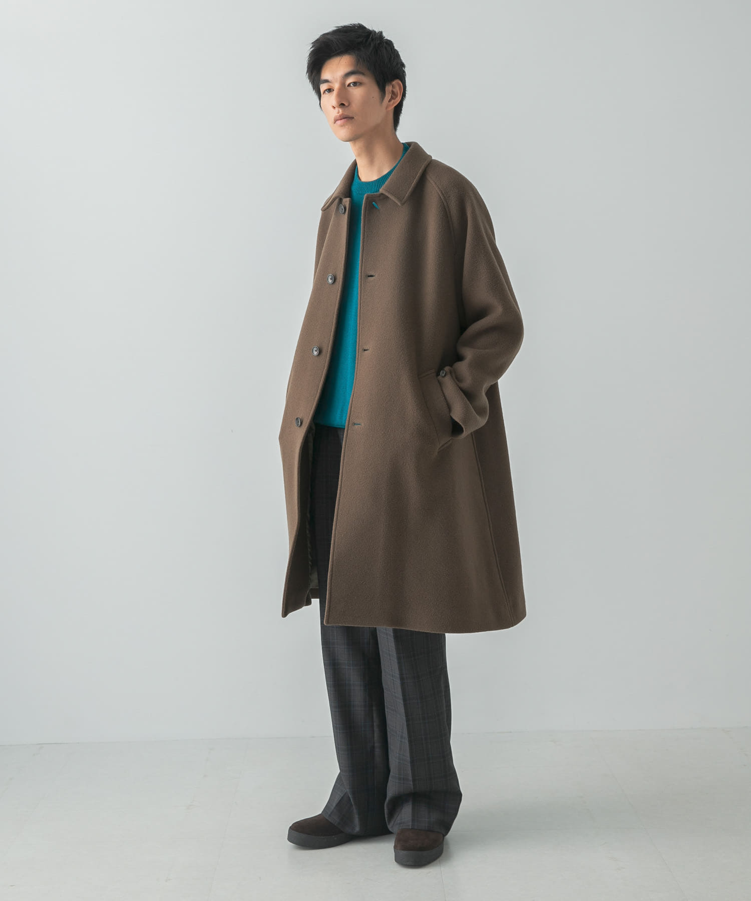 KHAKI