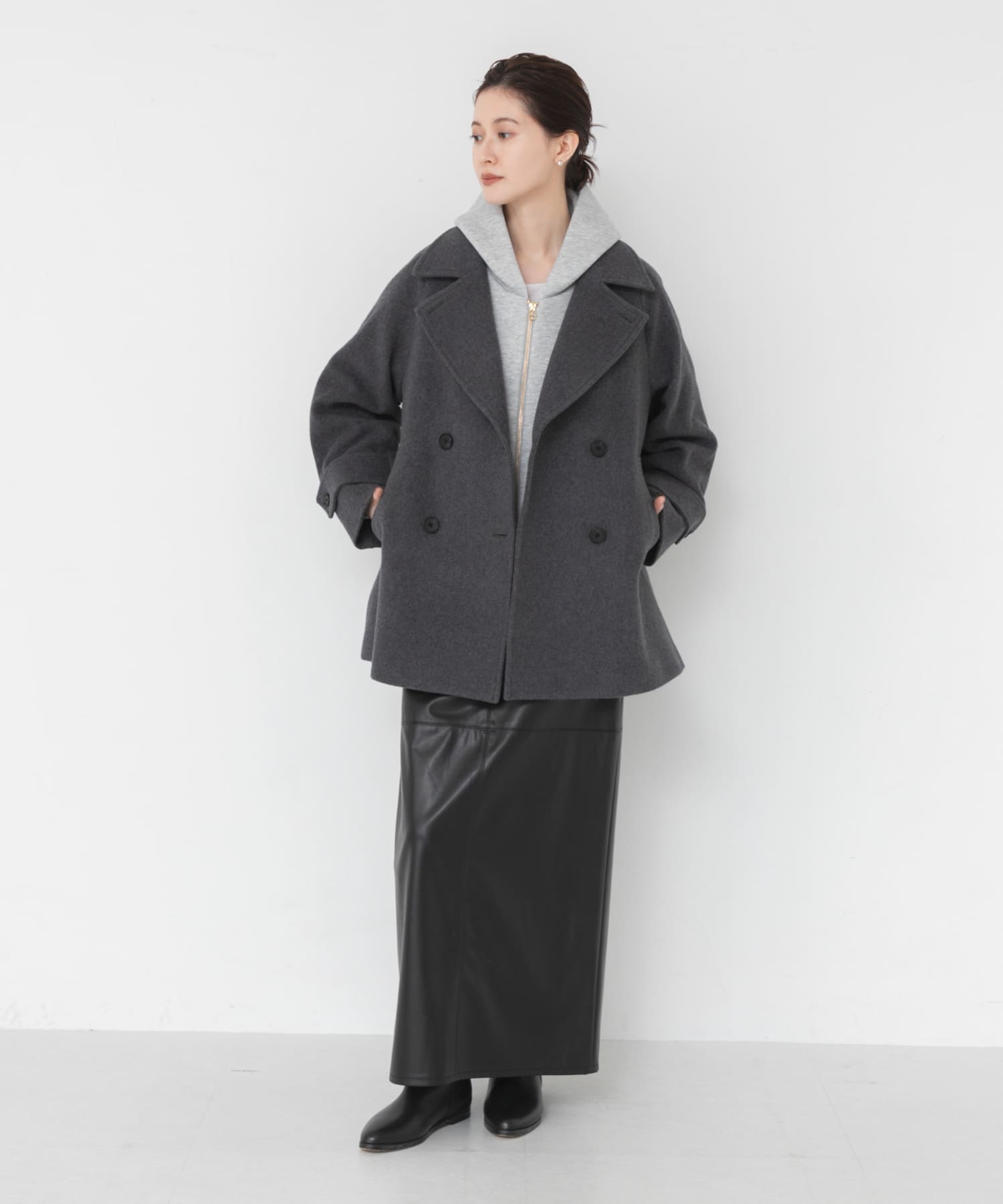 TOP GRAY