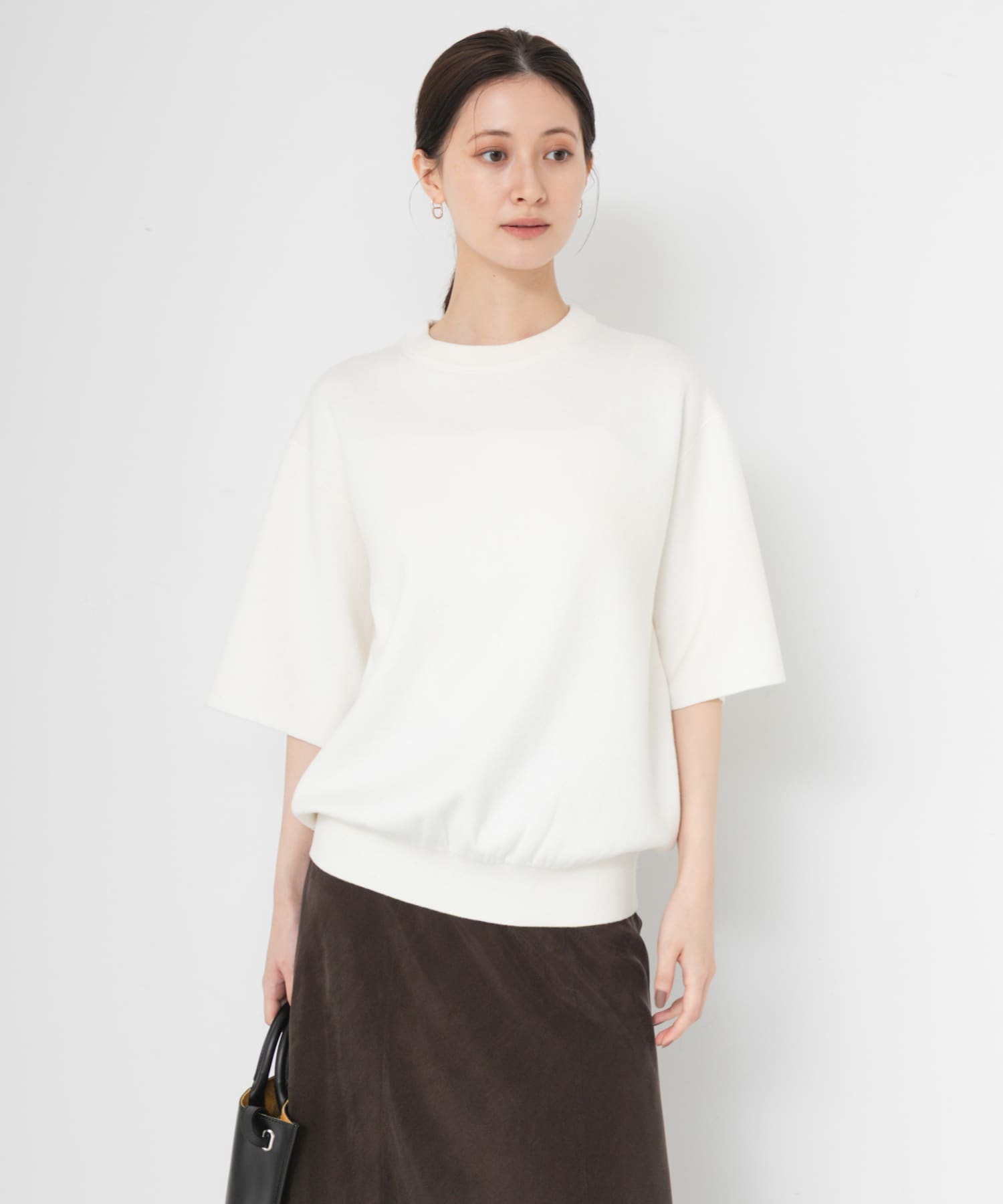 OFF WHITE