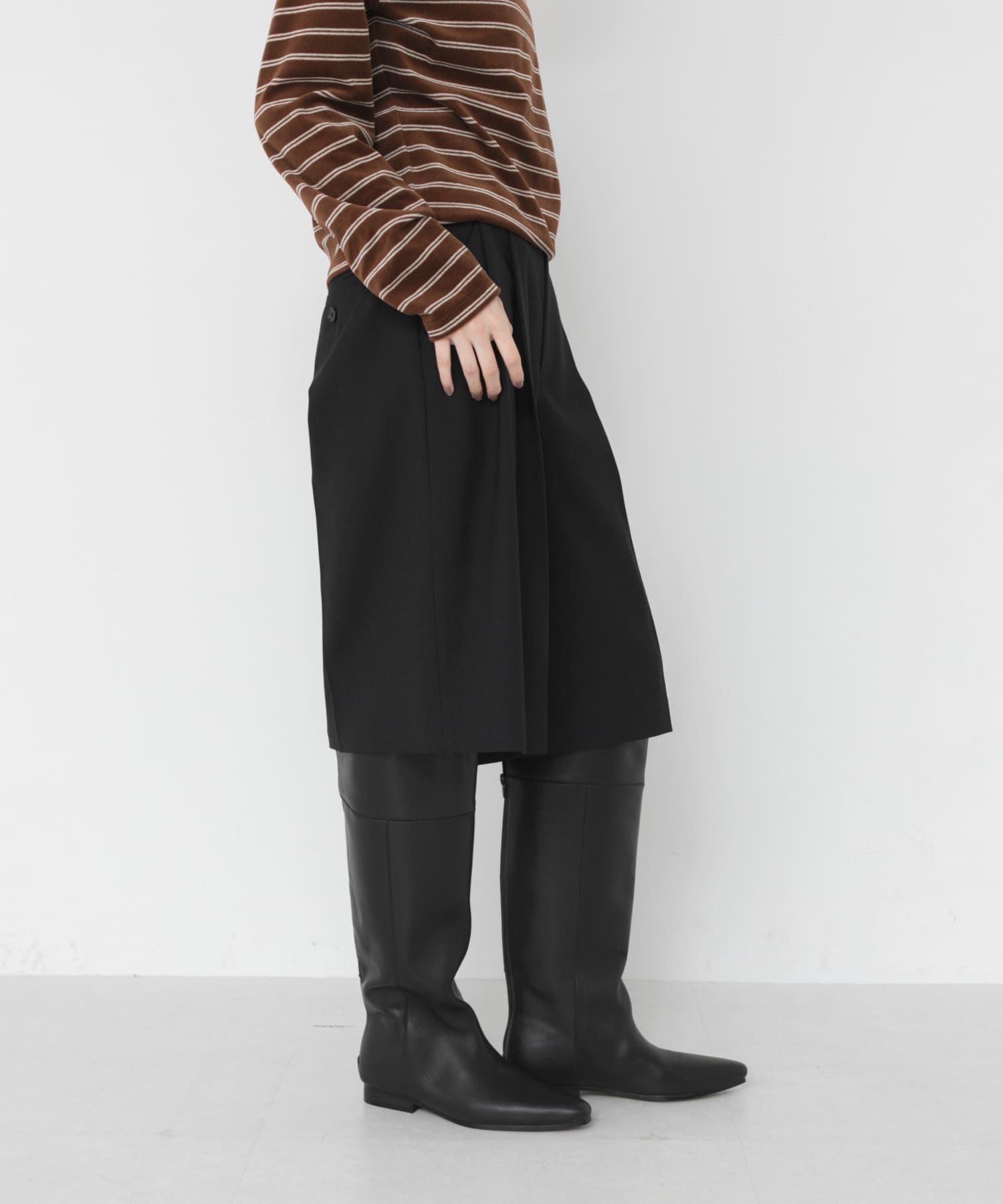 身長：166cm サイズ：38