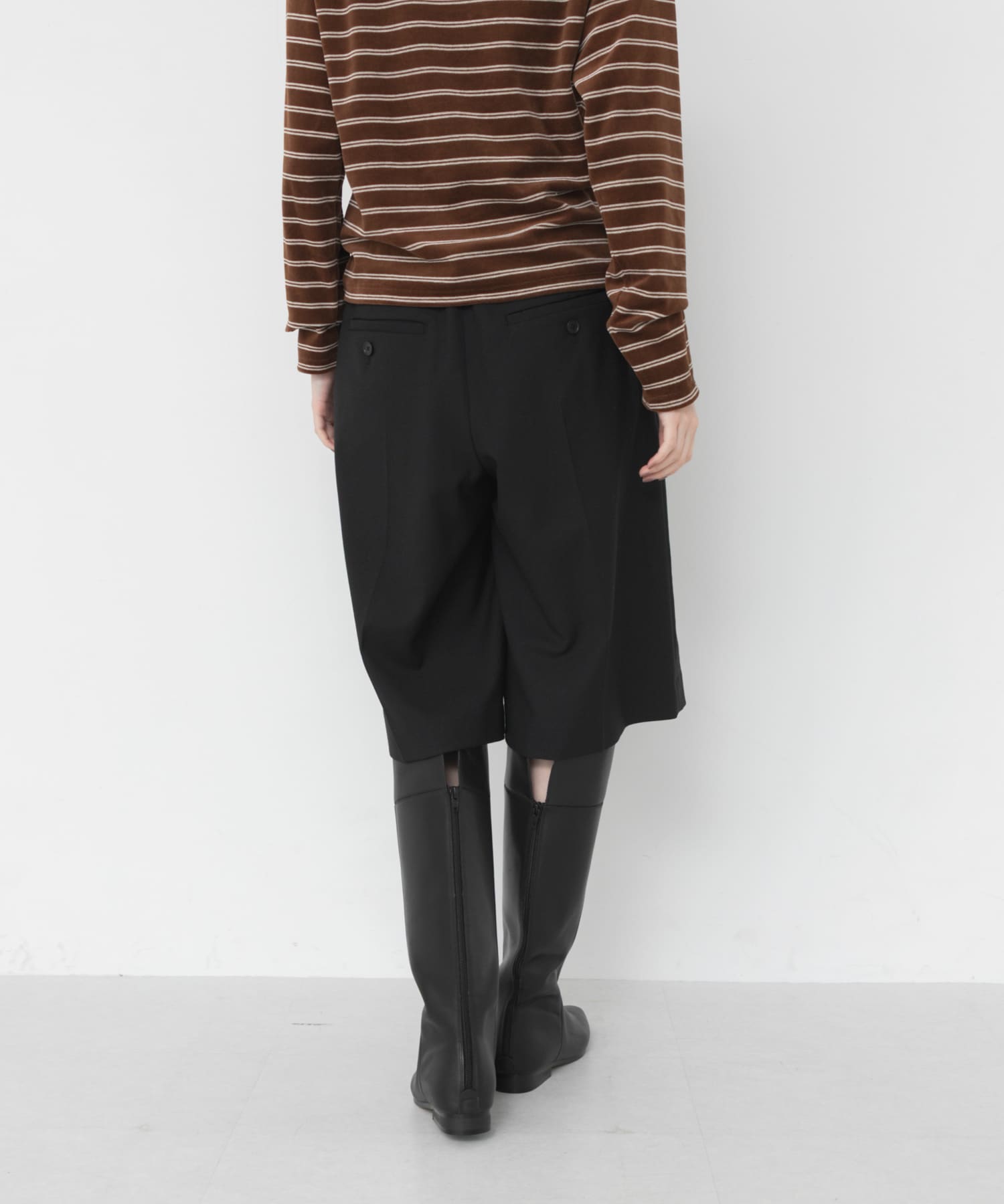 身長：166cm サイズ：38