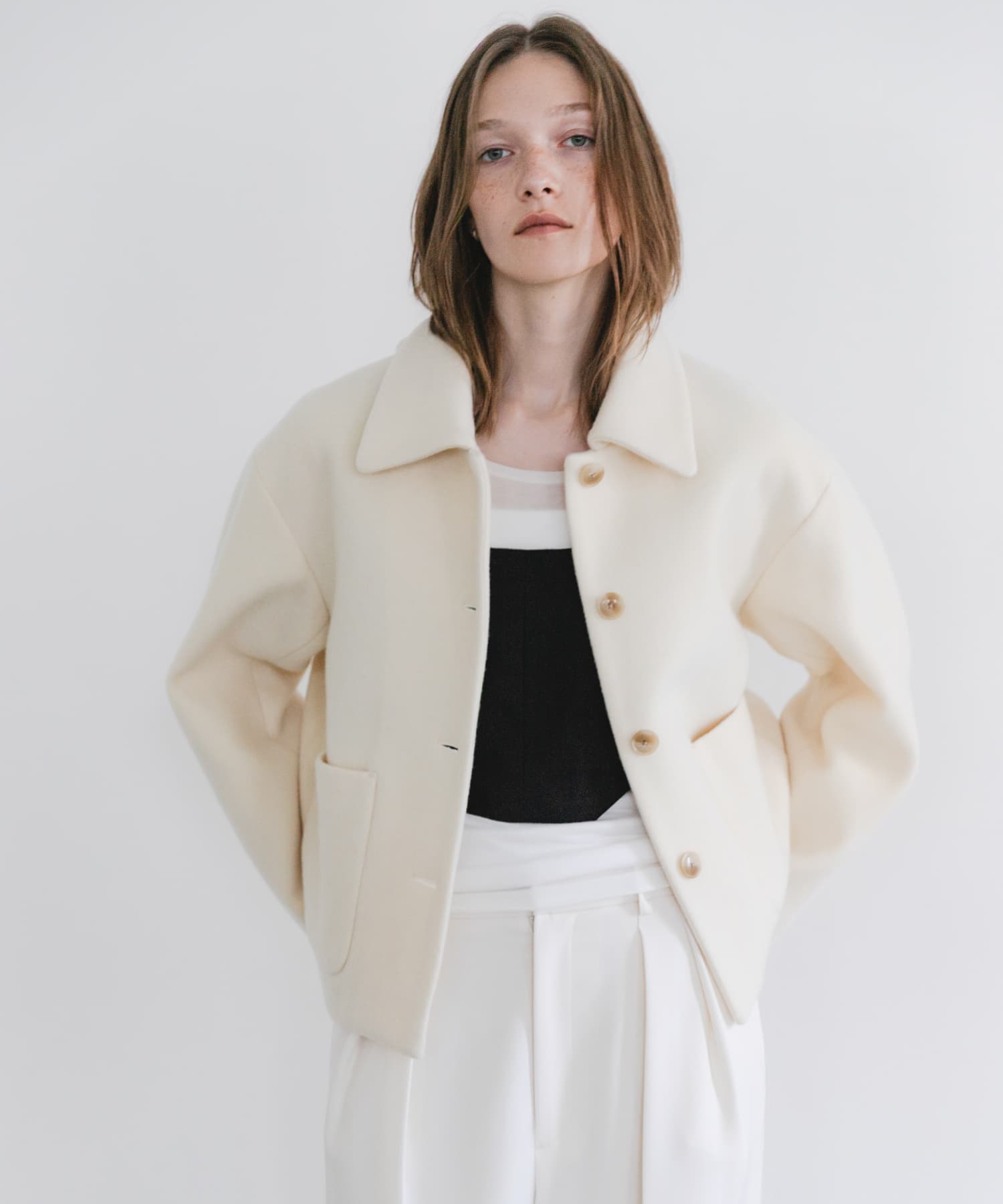 OFF WHITE