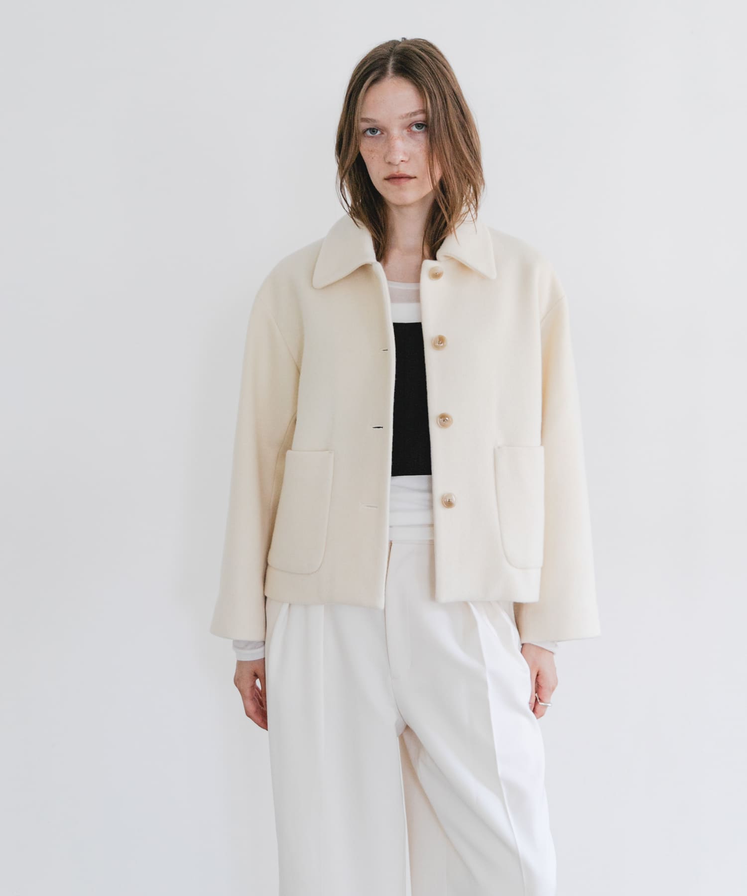 OFF WHITE