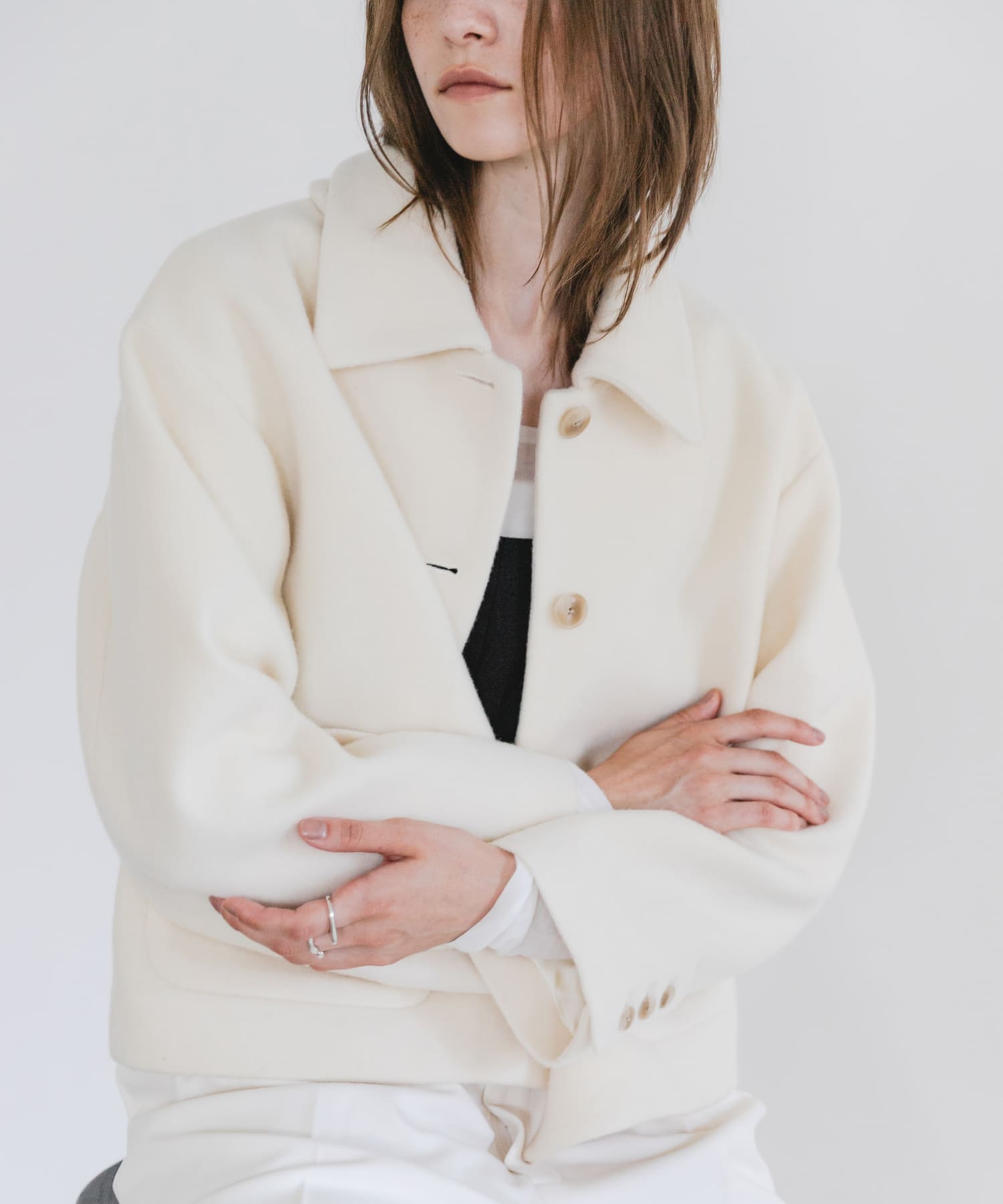 OFF WHITE