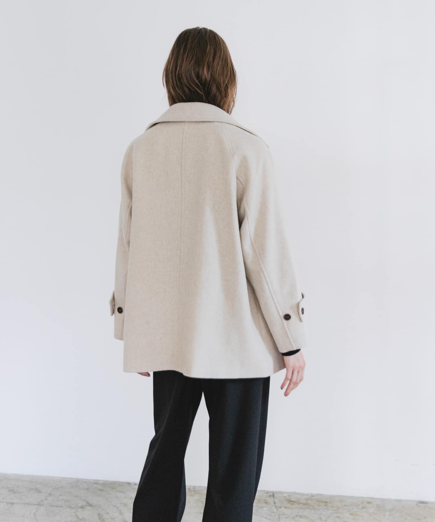 LT BEIGE
