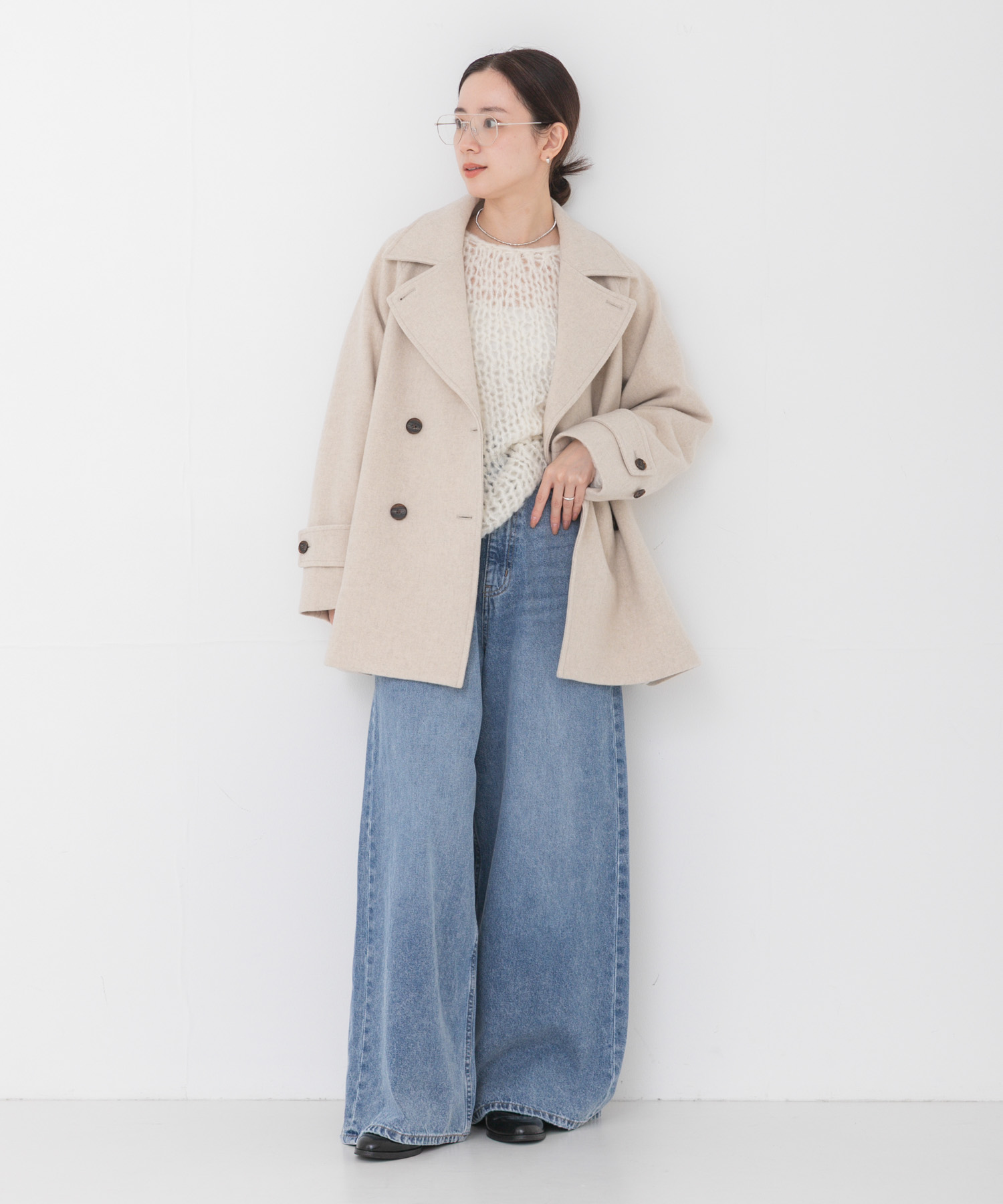 LT BEIGE
