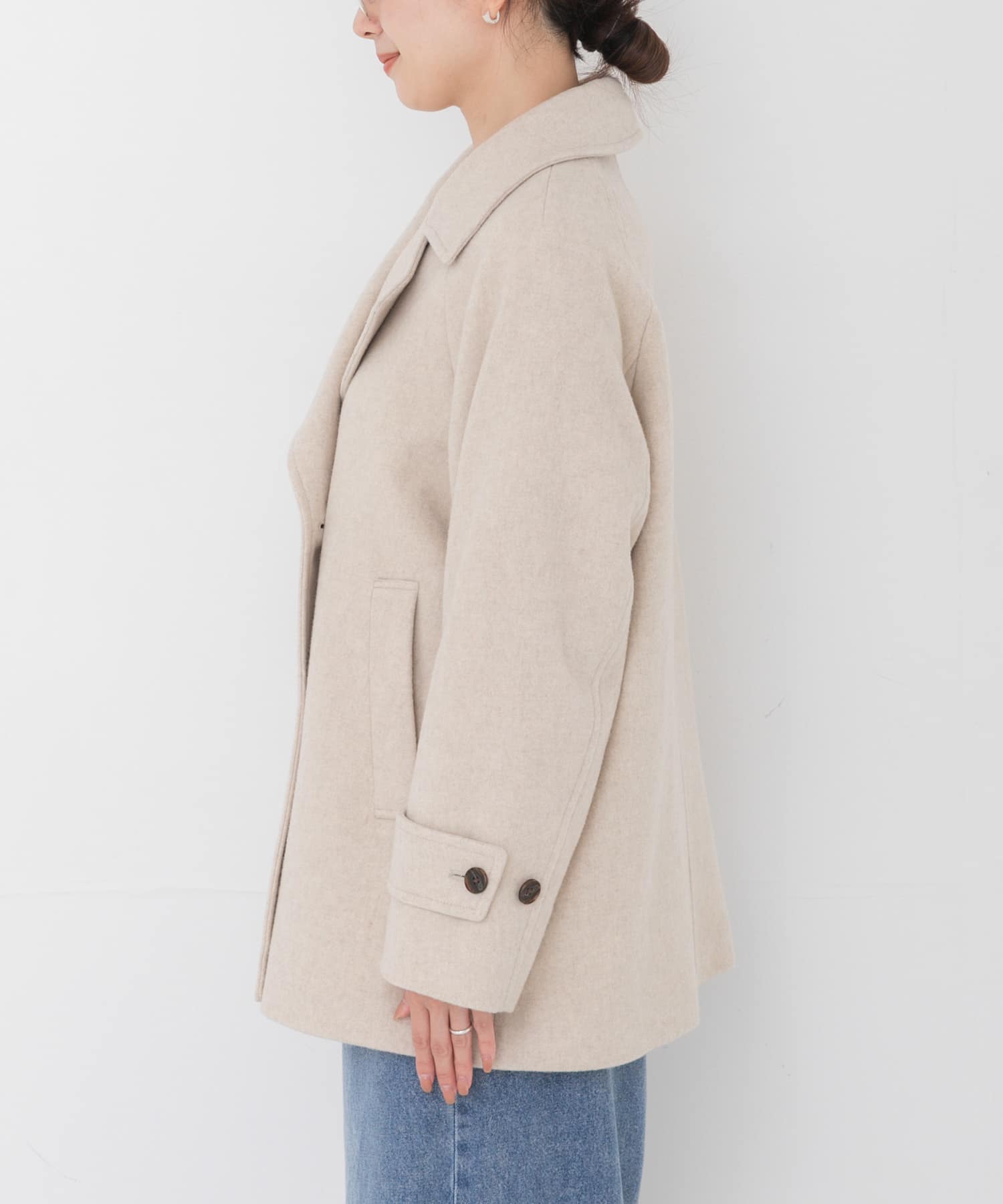 LT BEIGE