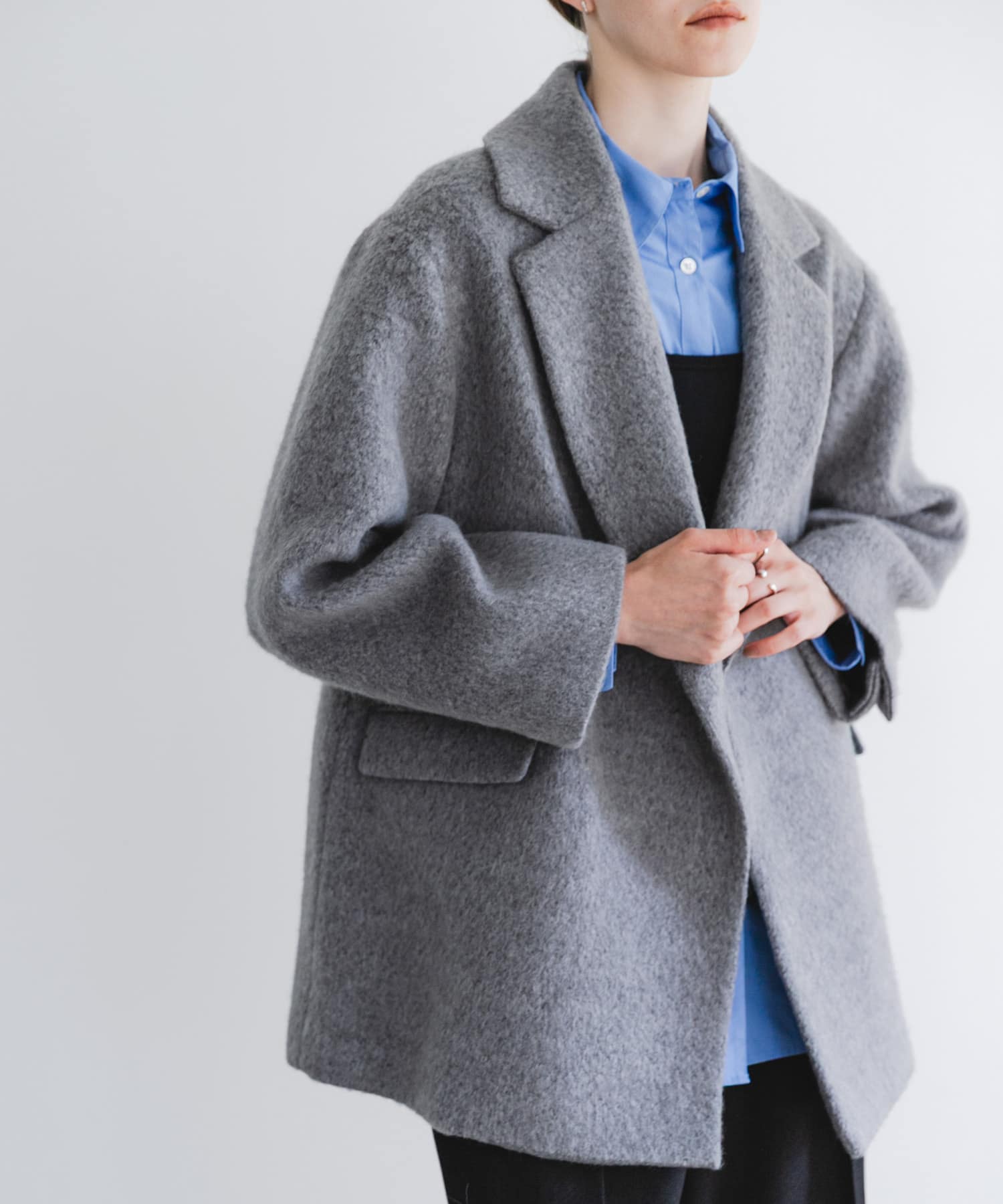 TOP GRAY