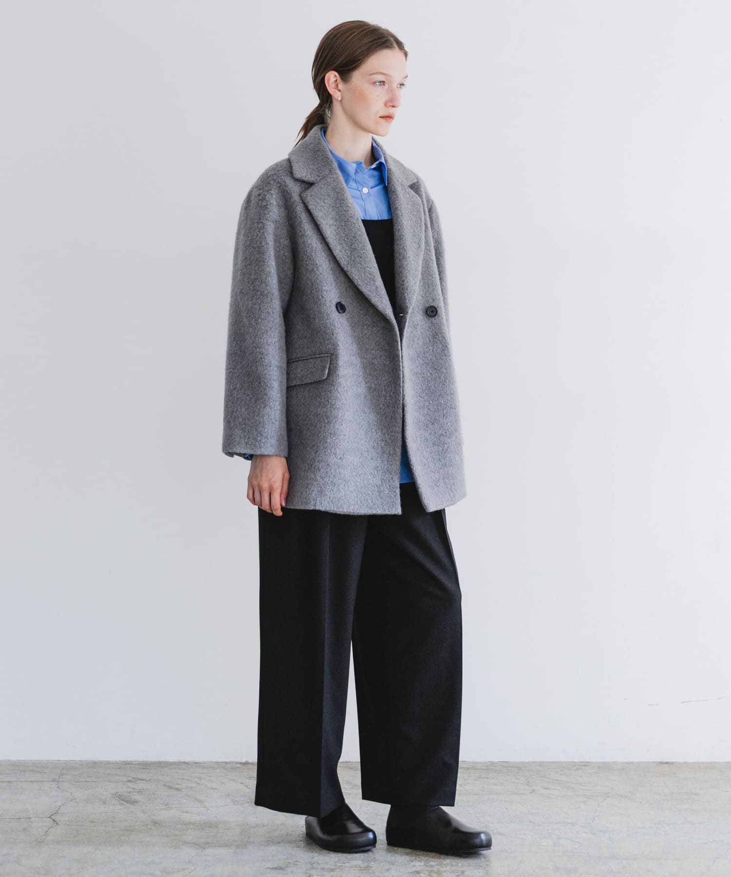 TOP GRAY