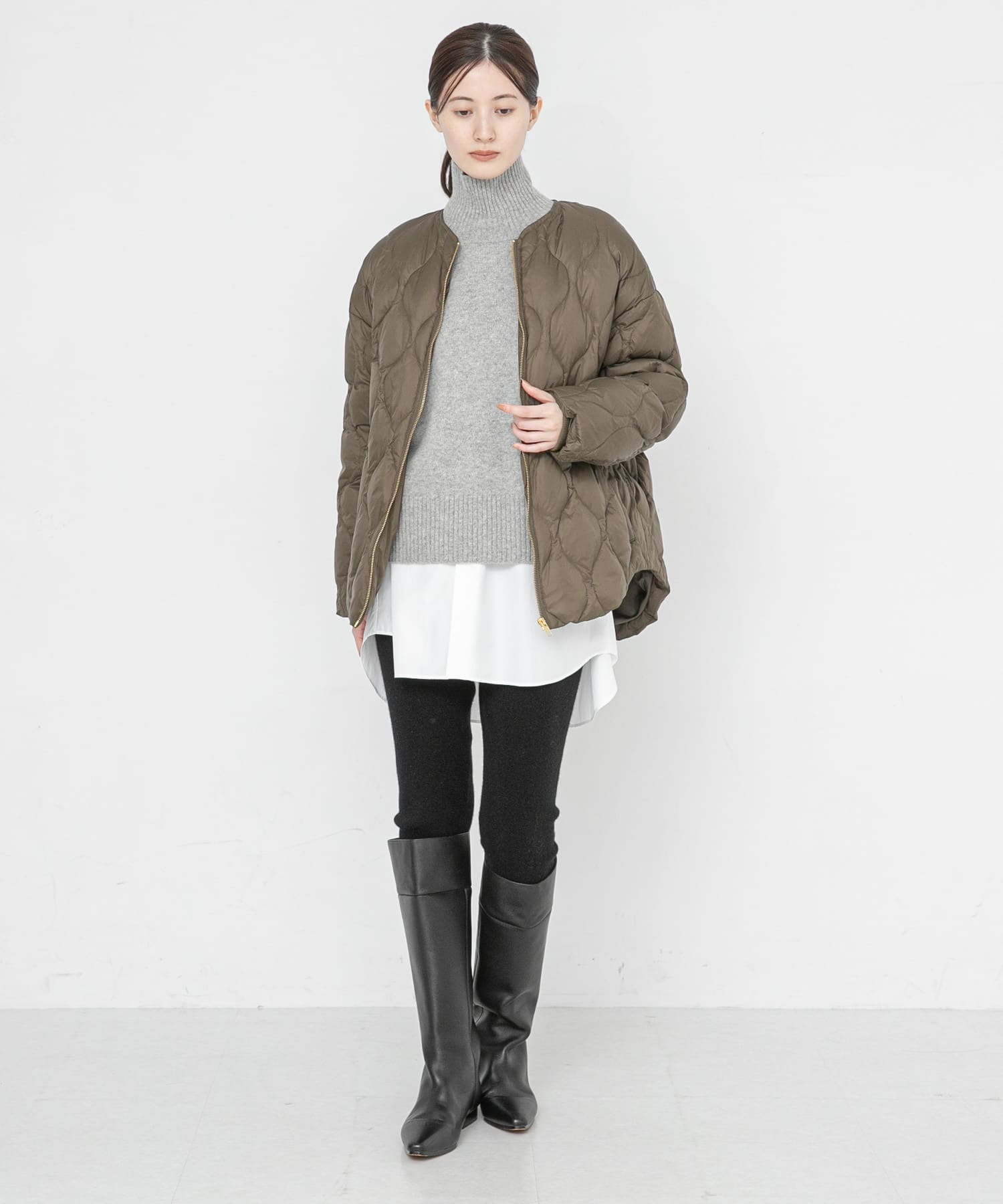 KHAKI