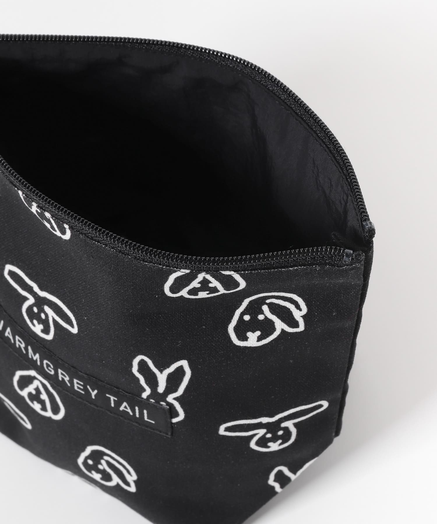WARMGREYTAIL　STANDING POUCH-BUNNY M BLACK -