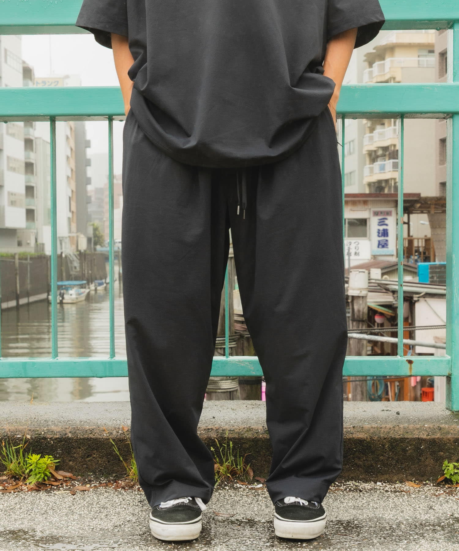 Wide Dad　BREEZY TECH EASY PANTS