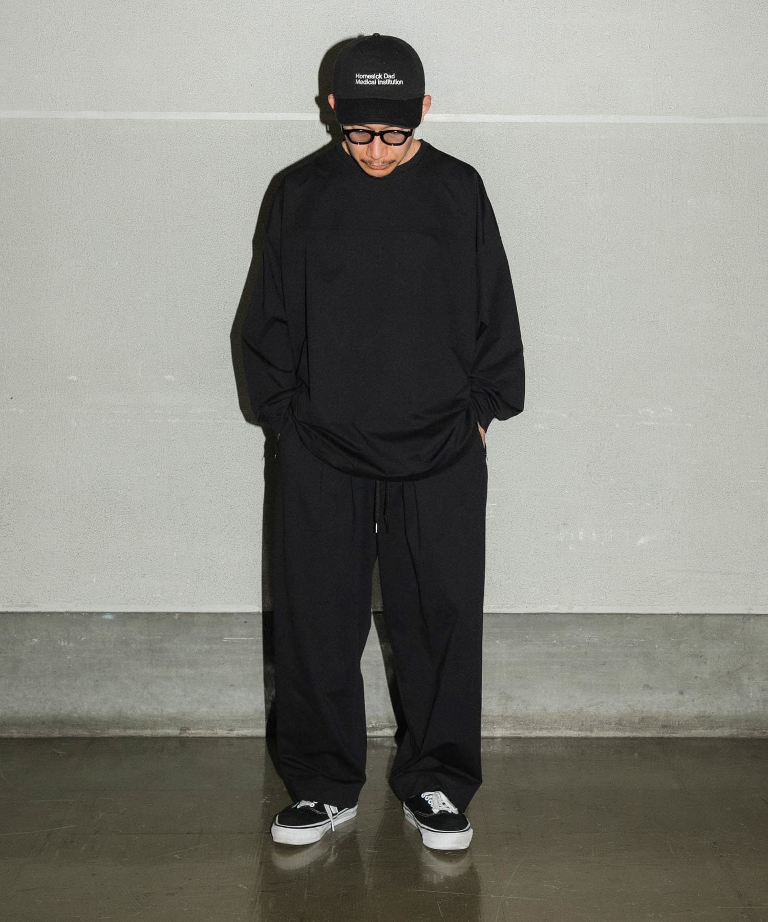 Wide Dad　BREEZY TECH EASY PANTS