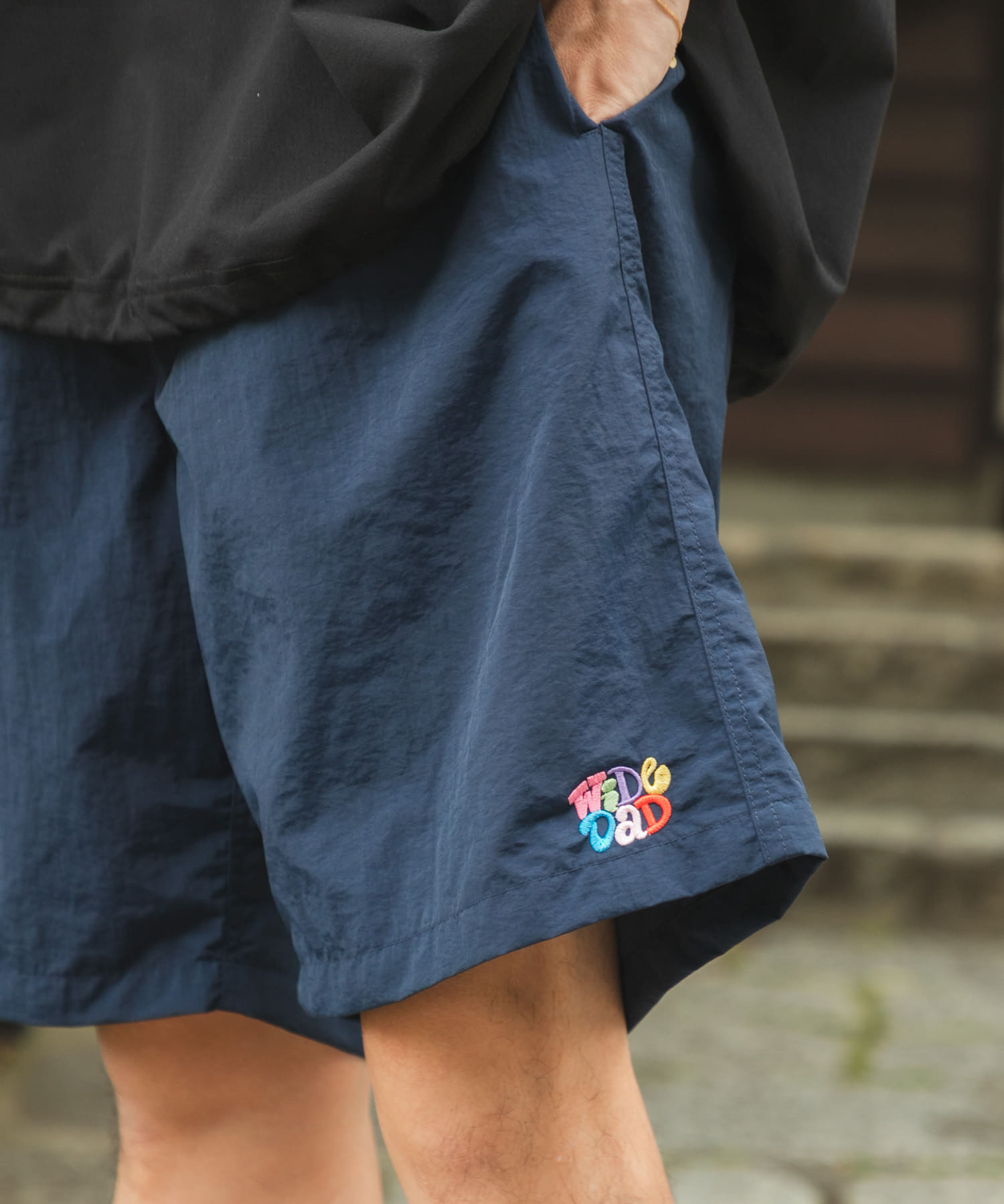 Wide Dad　GRAPHIC SHORTS WITH HATCH