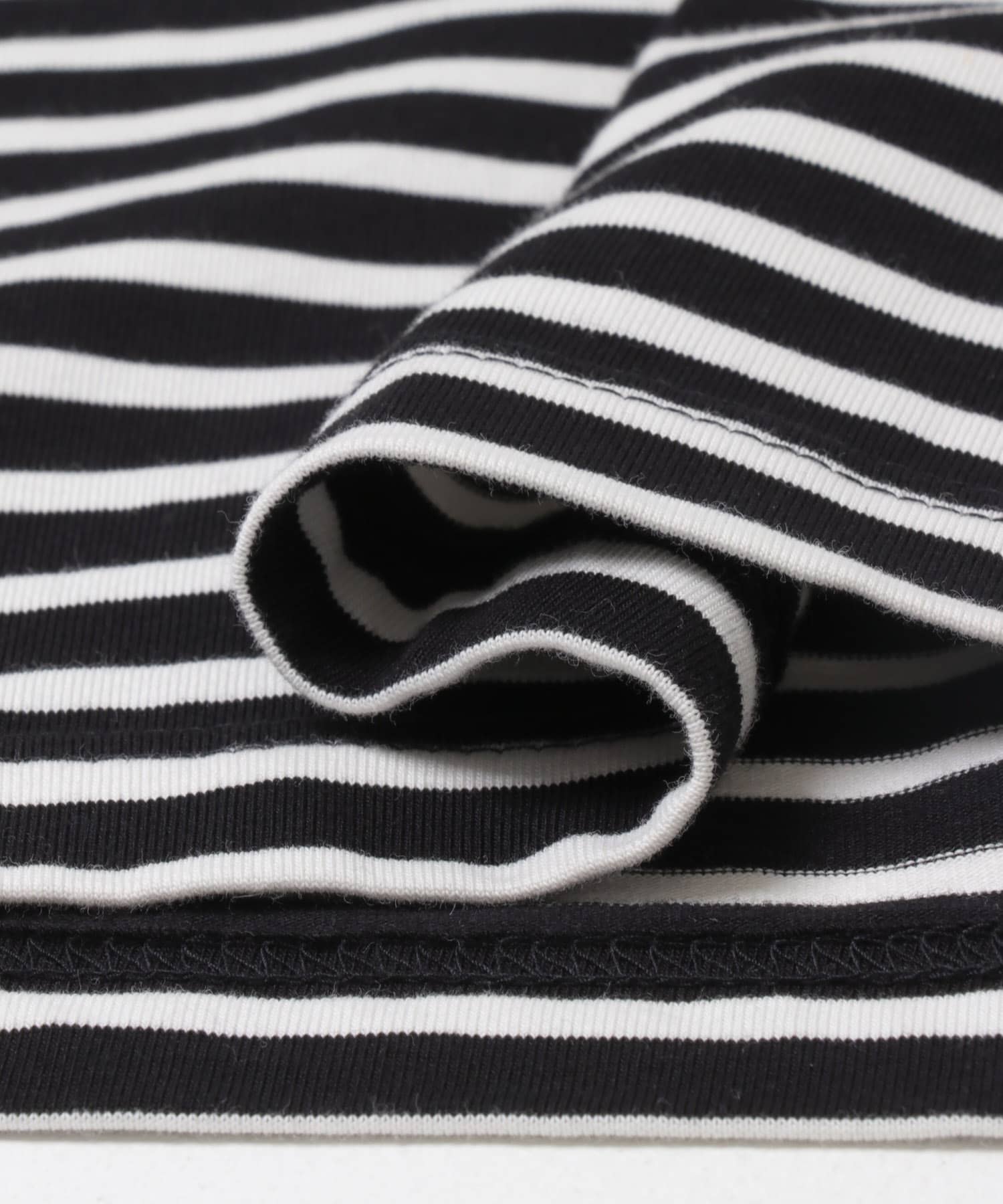 MODMNT　DETACHABLE BORDER L/S TEE NVY M