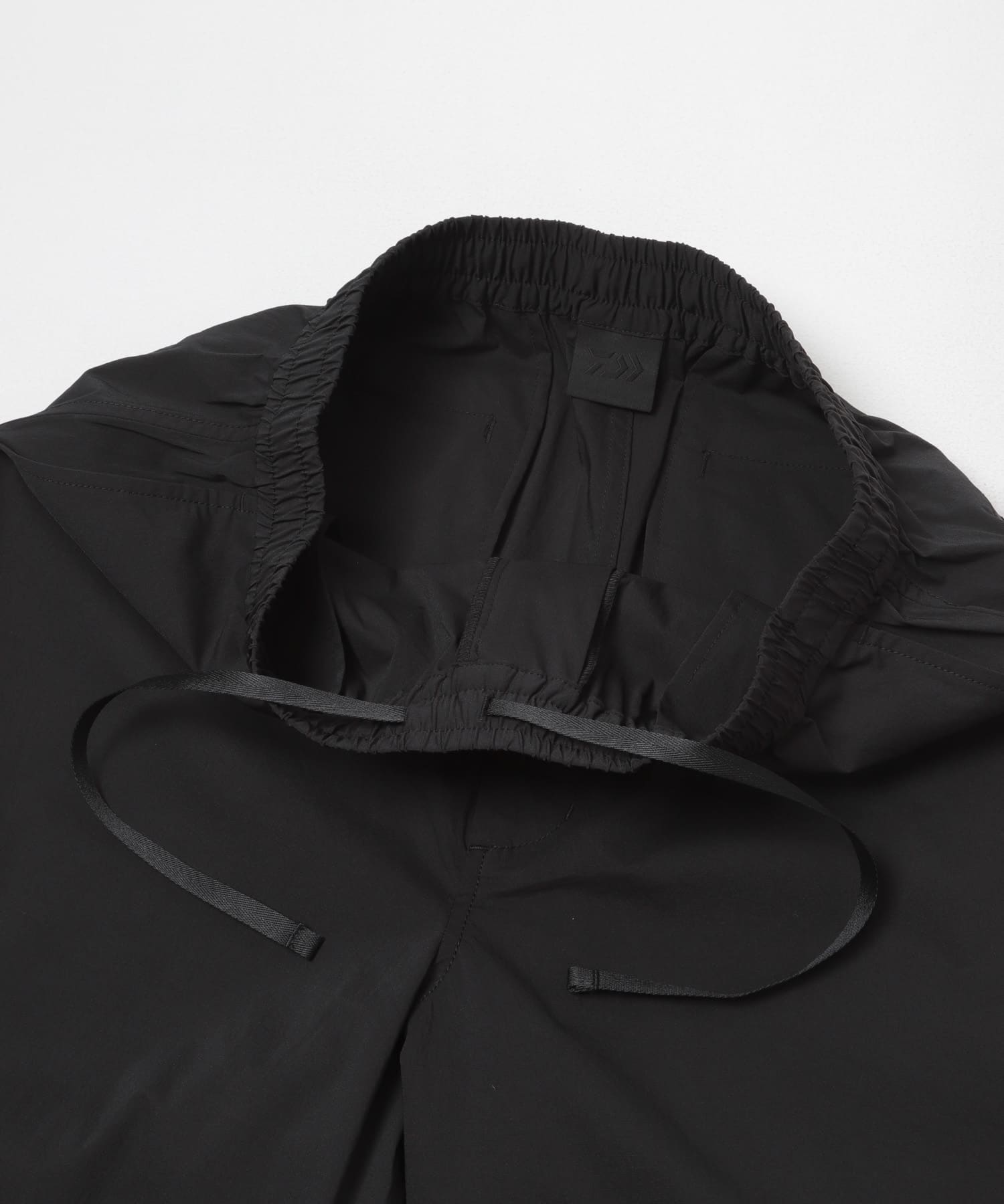 DAIWA PIER39 TECH EASY TROUSERS(M BLACK): ボトム｜URBAN RESEARCH