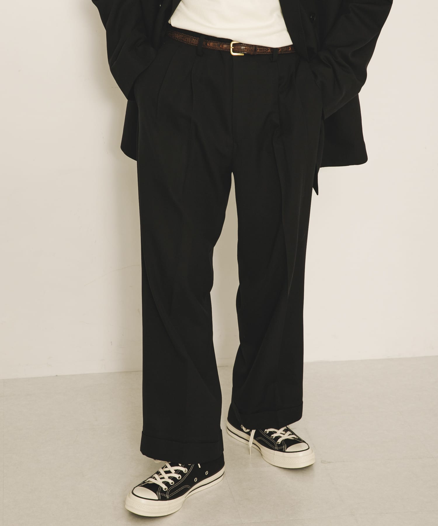 SEE SEE×S.F.C TWO TUCK PANTS（WOOLTORO）(M BLACK): ボトム｜URBAN
