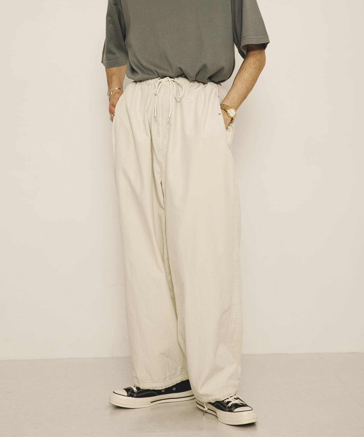 未使用 YLEVE M-51 コットンポプリン オーバーパンツ クリーム A PRESSE CottonSilk Back Gabardine M-51 Over Pants(1 ECRU): ボトム