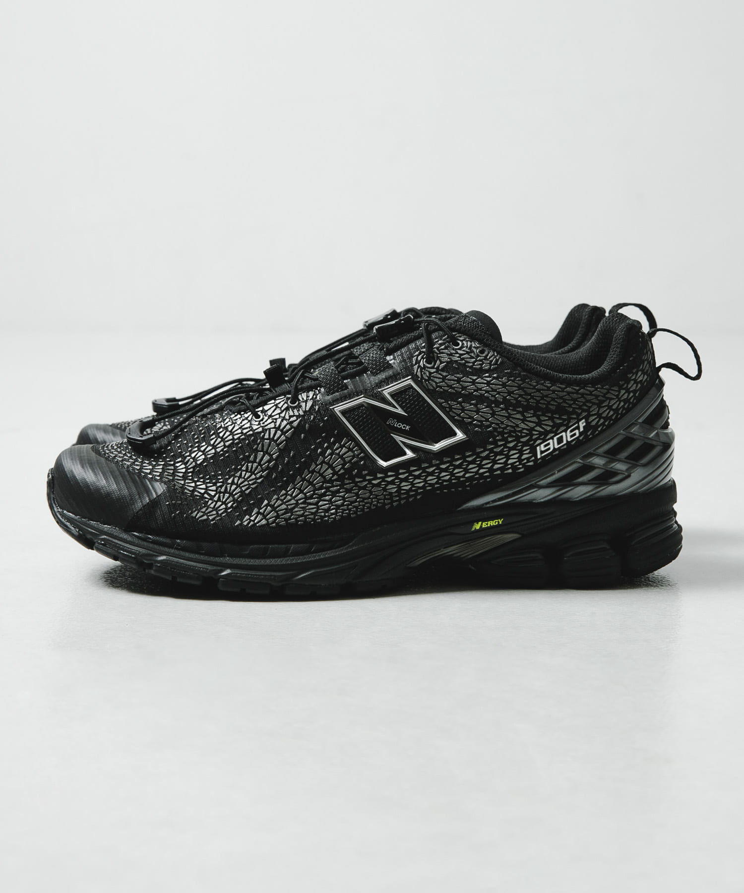 8PN(BLACK)