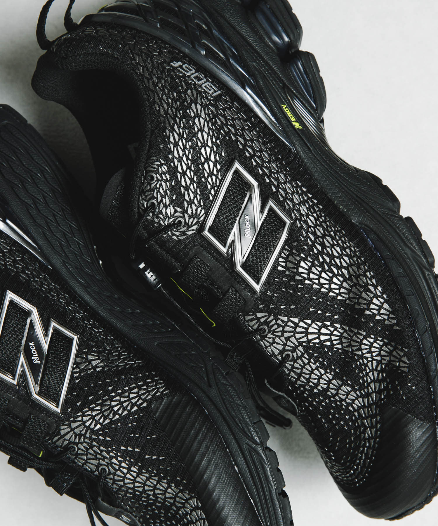 8PN(BLACK)