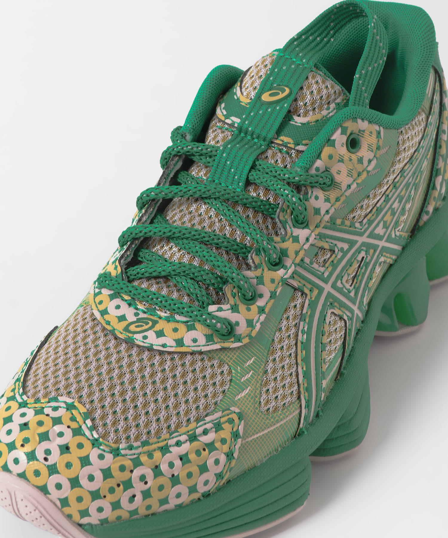 ASICS W.US7-SGELKINETIC FLUENT(23 700 W/KALE): シューズ｜URBAN