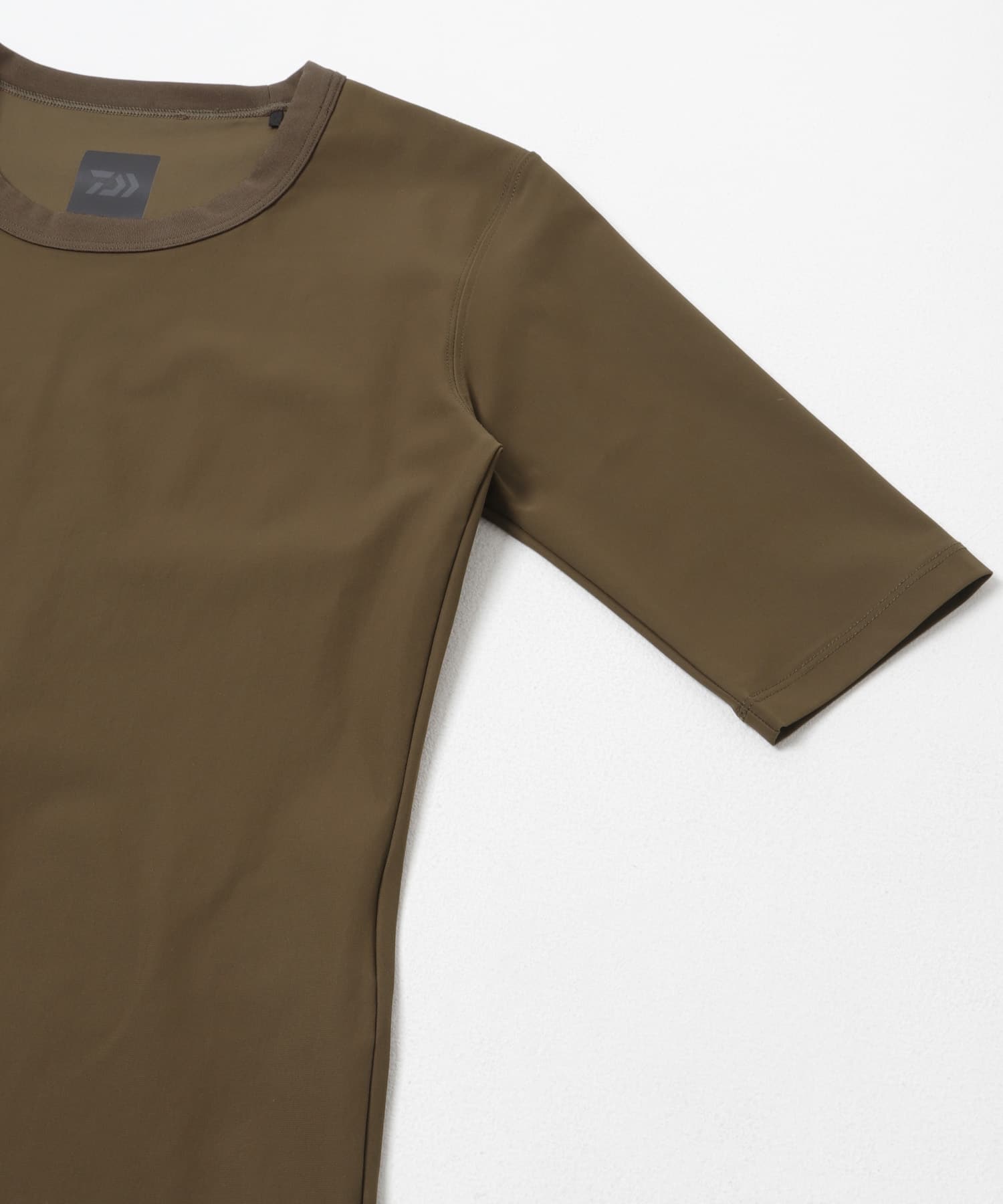 DAIWA PIER39　Ws TECH LIGHTWEIGHT HALF/S TEE BROWN GRAY Free