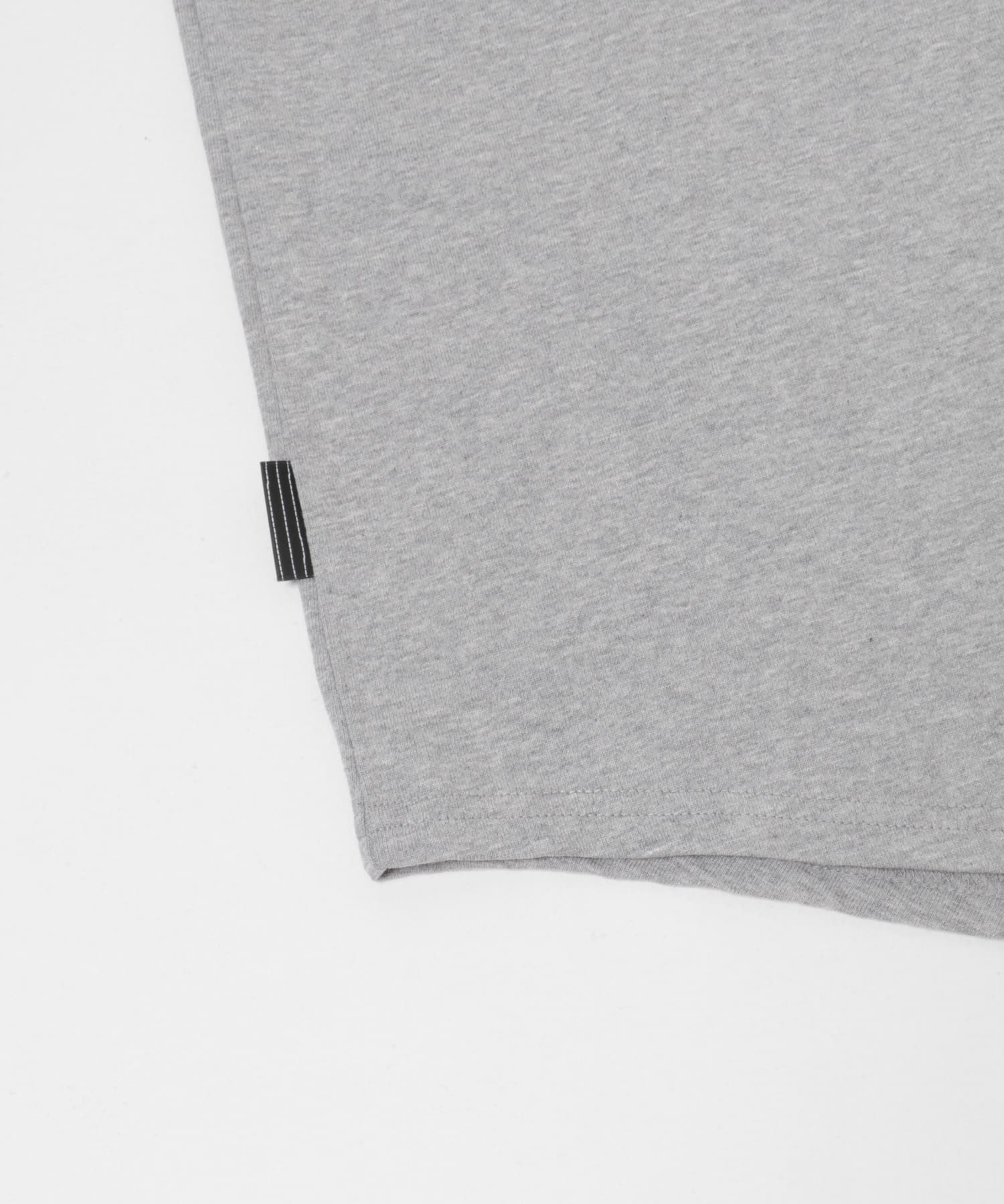 GREY M