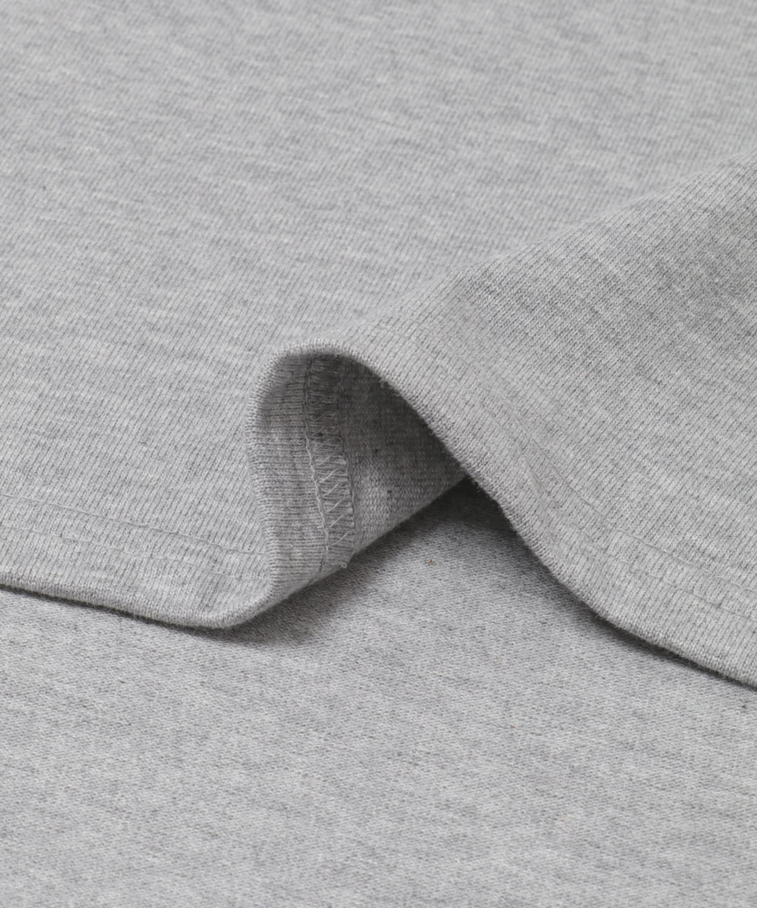 GREY M