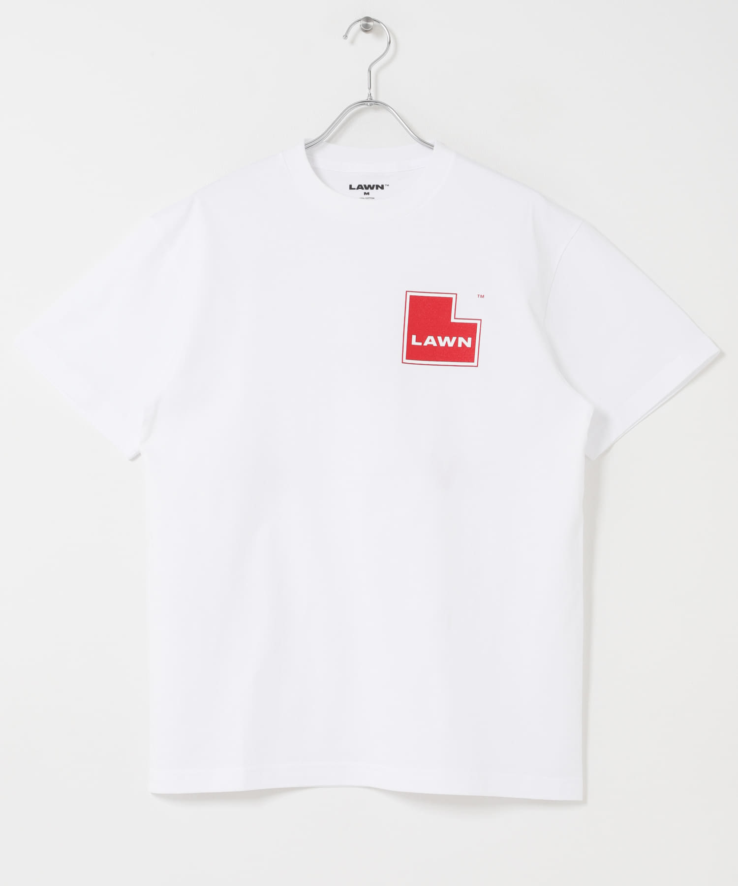LAWN　EE L LOGO PRINT SS TEE WHITE M