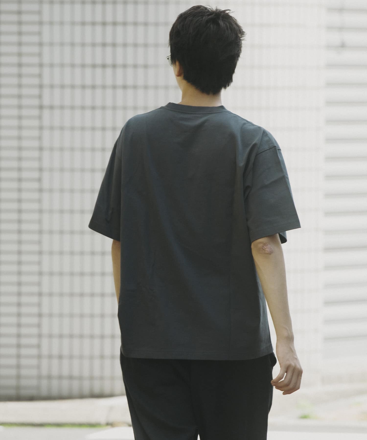 D.GRAY
